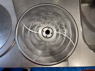 東京都世田谷区駒沢のレンジフードクリーニングの作業後1