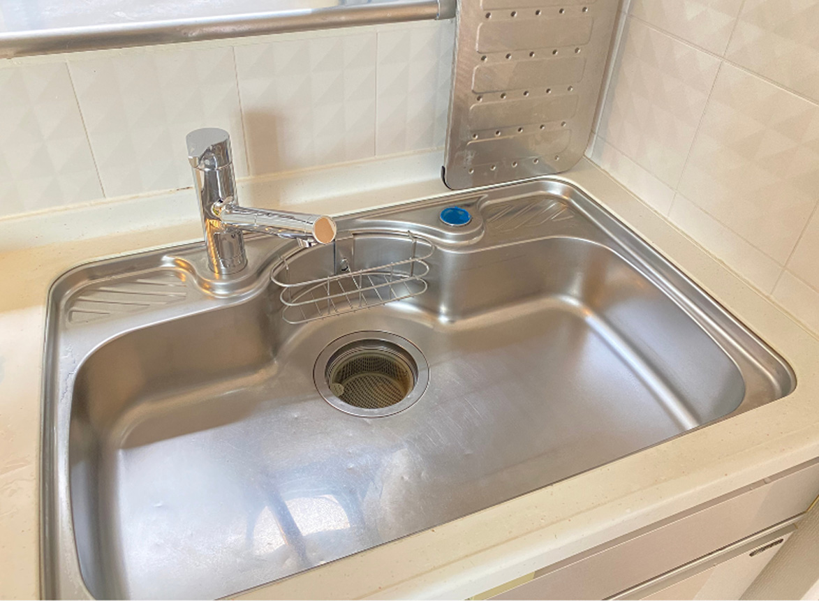 東京都世田谷区上馬のキッチンクリーニングの作業後1