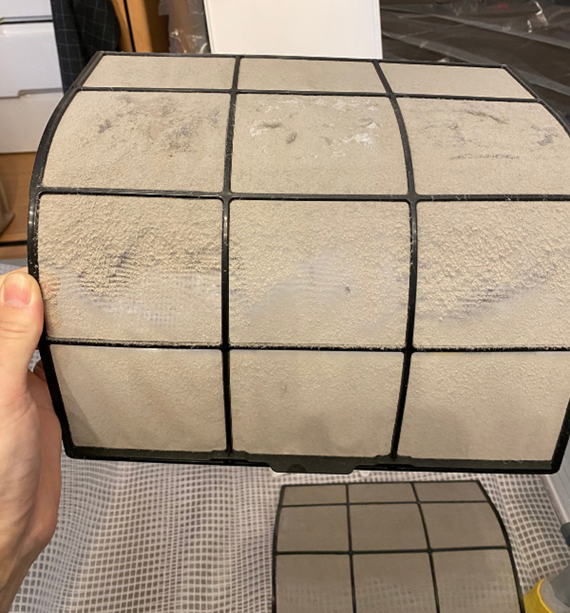 東京都大田区の壁掛けエアコンの作業前1