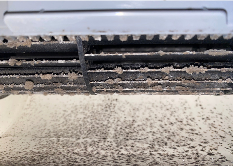 東京都大田区の壁掛けエアコンの作業前2