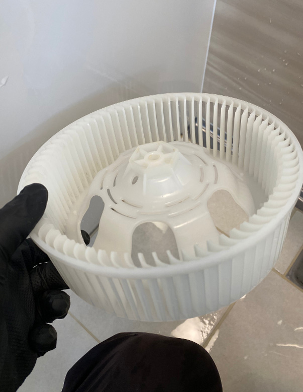 東京都大田区南雪谷の浴室乾燥機クリーニングの作業後1