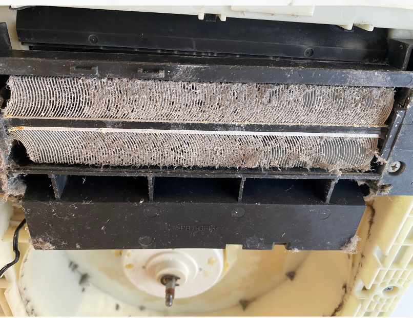 東京都大田区南雪谷の浴室乾燥機クリーニングの作業前2