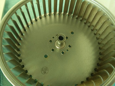 福島県いわき市のレンジフードクリーニングの作業前2