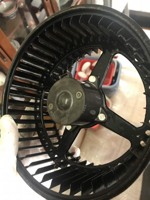 茨城県つくばみらい市のレンジフードクリーニングの作業後2