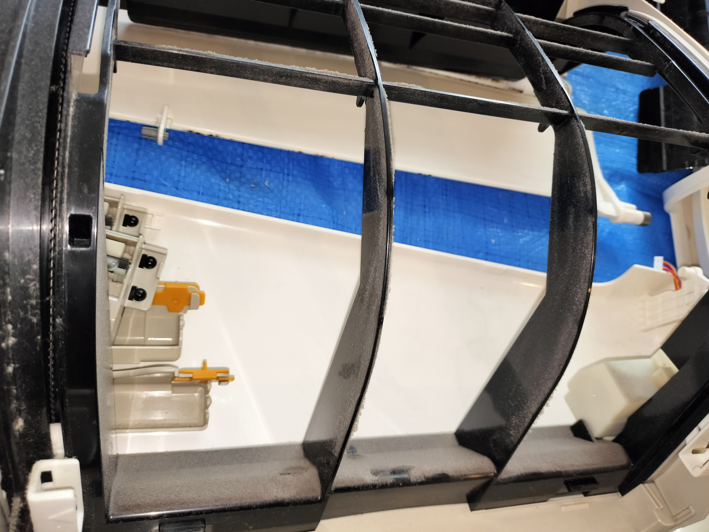 東京都台東区浅草の壁掛けエアコンの作業前3