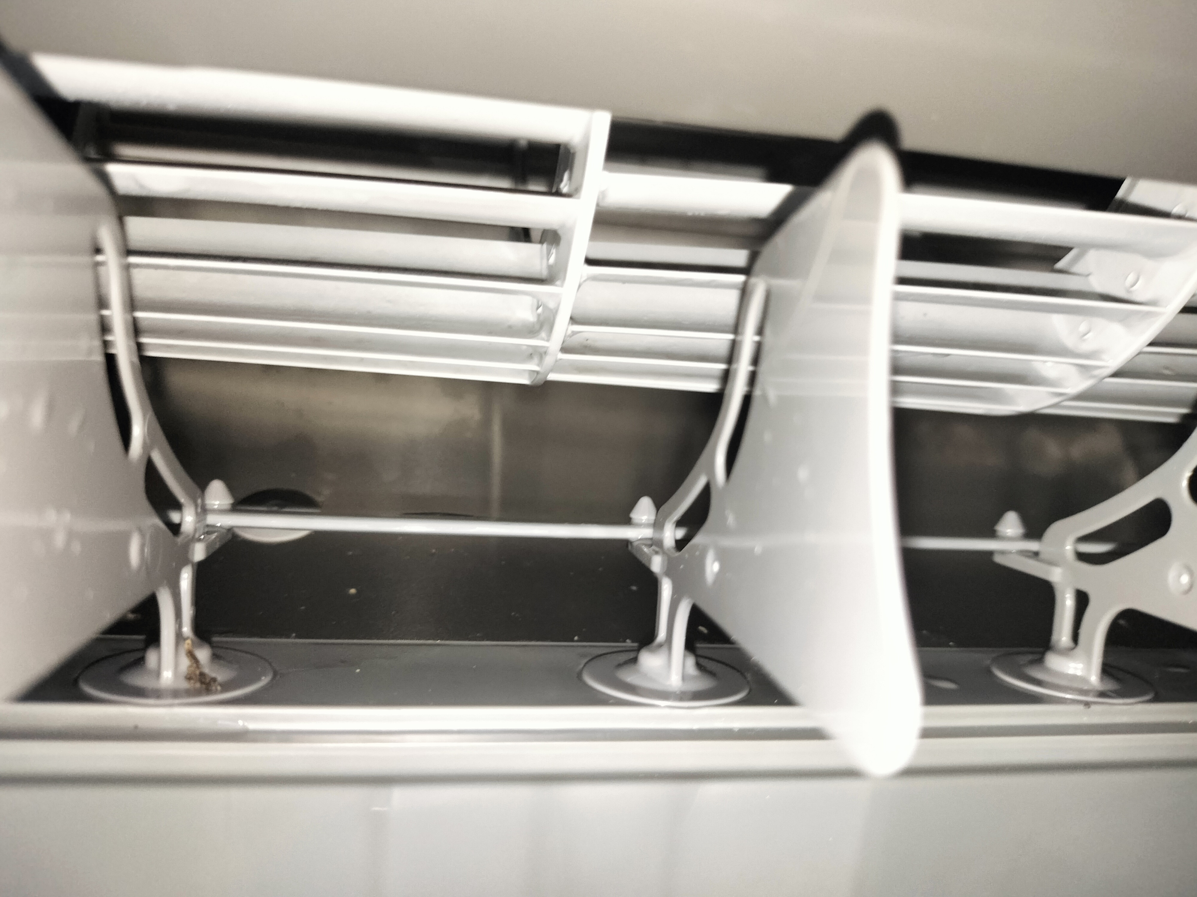 茨城県つくば市竹園の壁掛けエアコンの作業後2