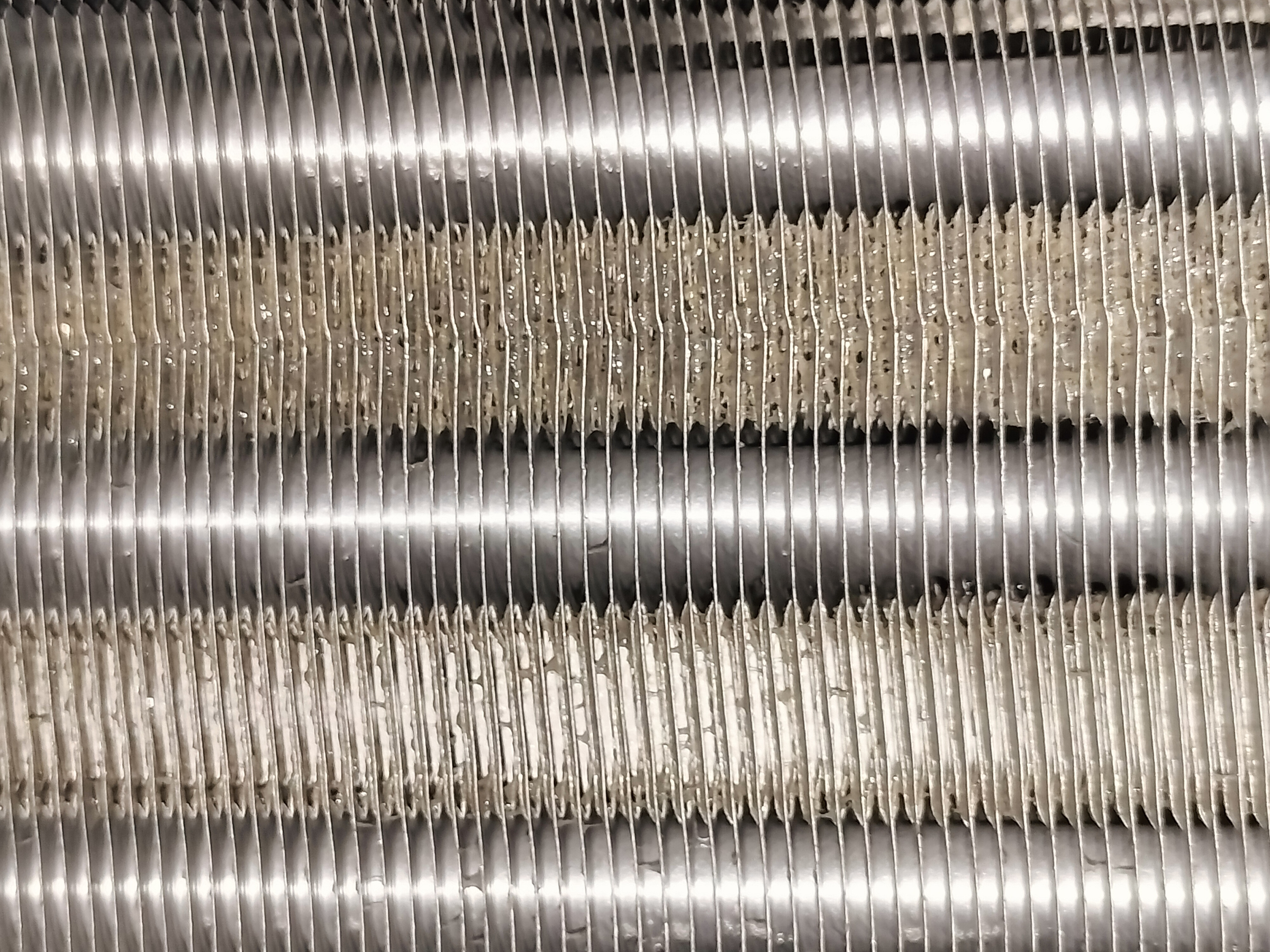 茨城県つくば市竹園の壁掛けエアコンの作業前1