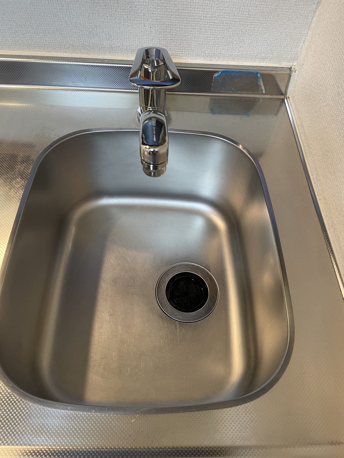 神奈川県横浜市南区の賃貸住宅退去後の原状回復クリーニングの作業後2