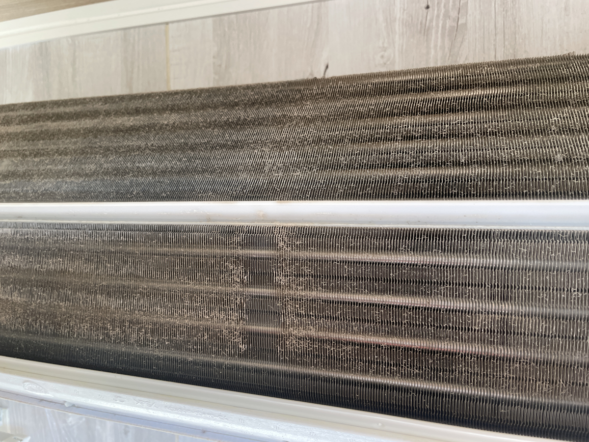 神奈川県横浜市南区の壁掛けエアコンの作業前1