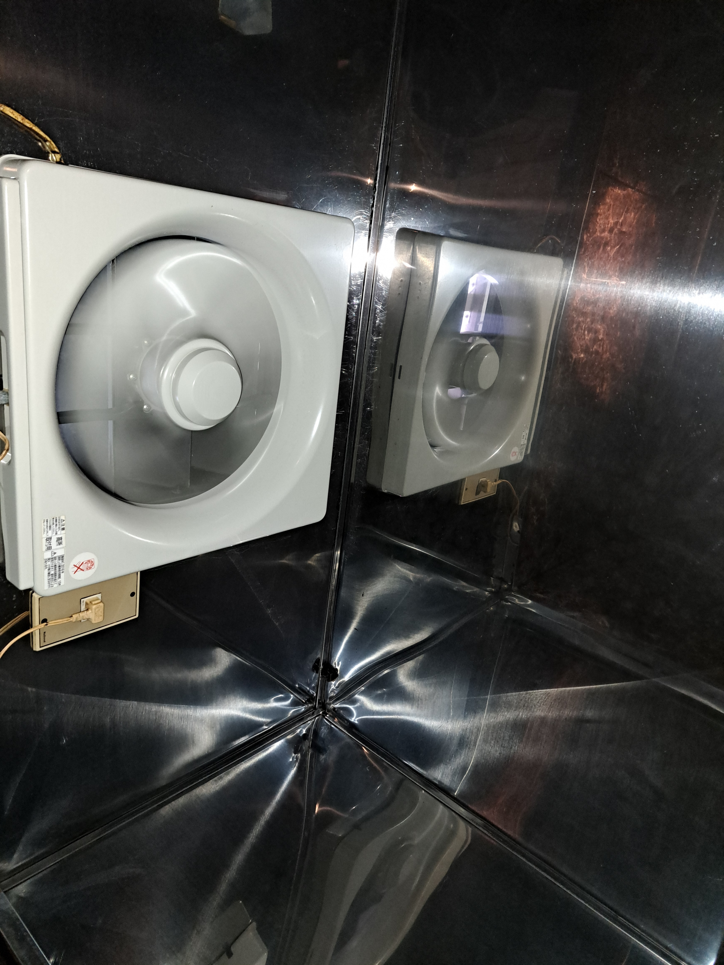 埼玉県坂戸市のレンジフードクリーニングの作業後1
