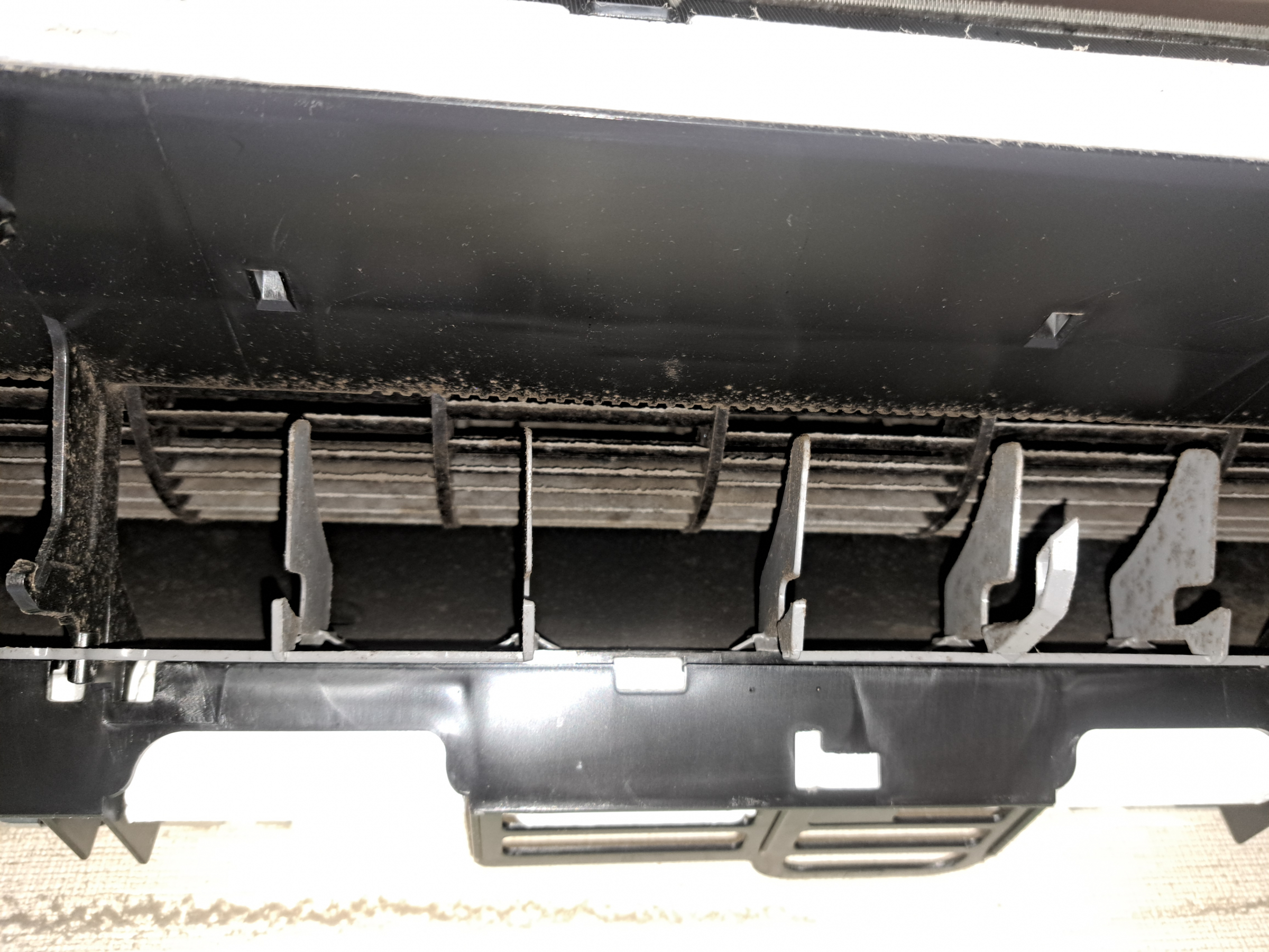 埼玉県坂戸市の壁掛けエアコンの作業前1