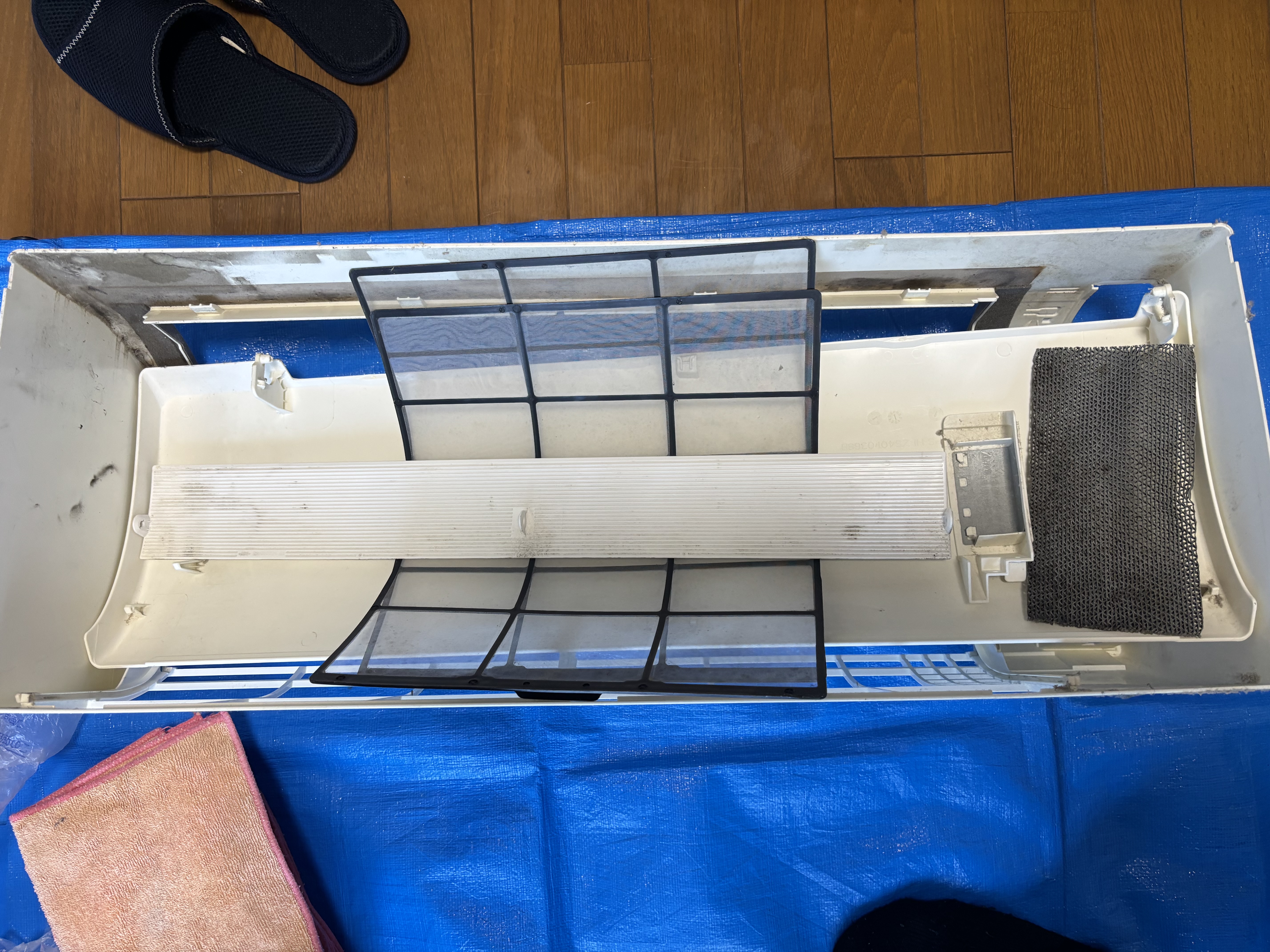 埼玉県蕨市錦町の壁掛けエアコンの作業前3