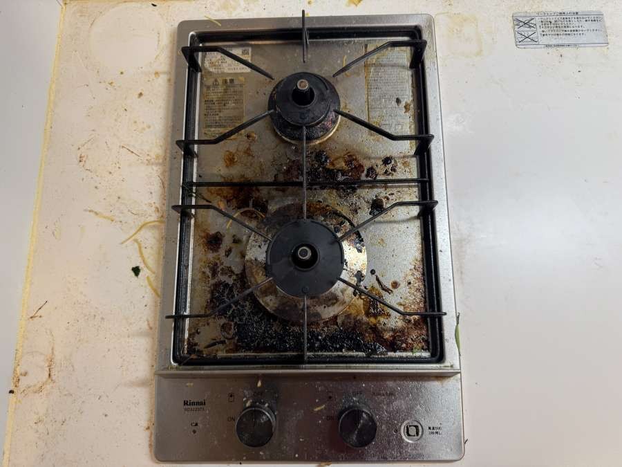 東京都世田谷区松原のキッチンクリーニングの作業前1