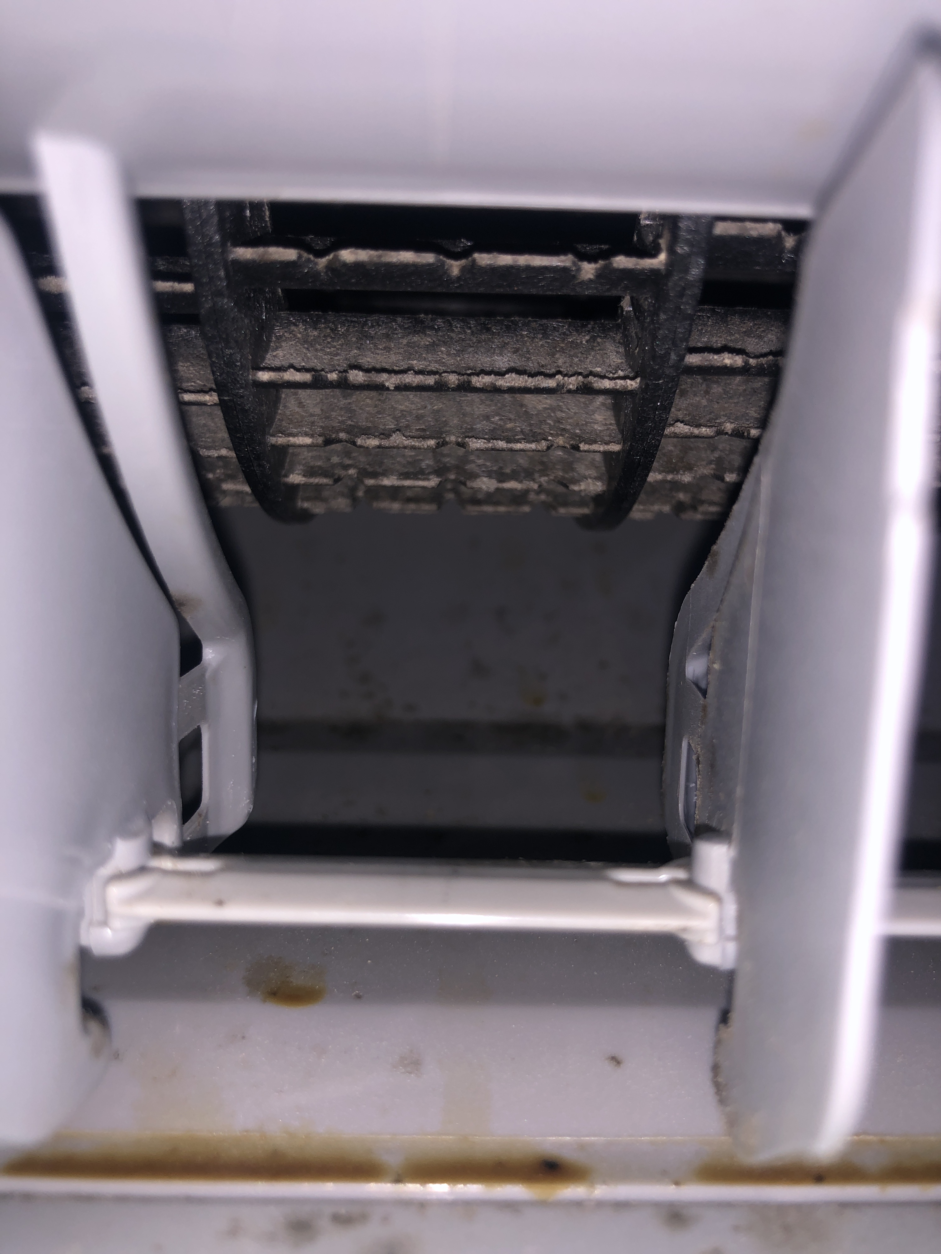 香川県高松市国分寺町の壁掛けエアコンの作業前1