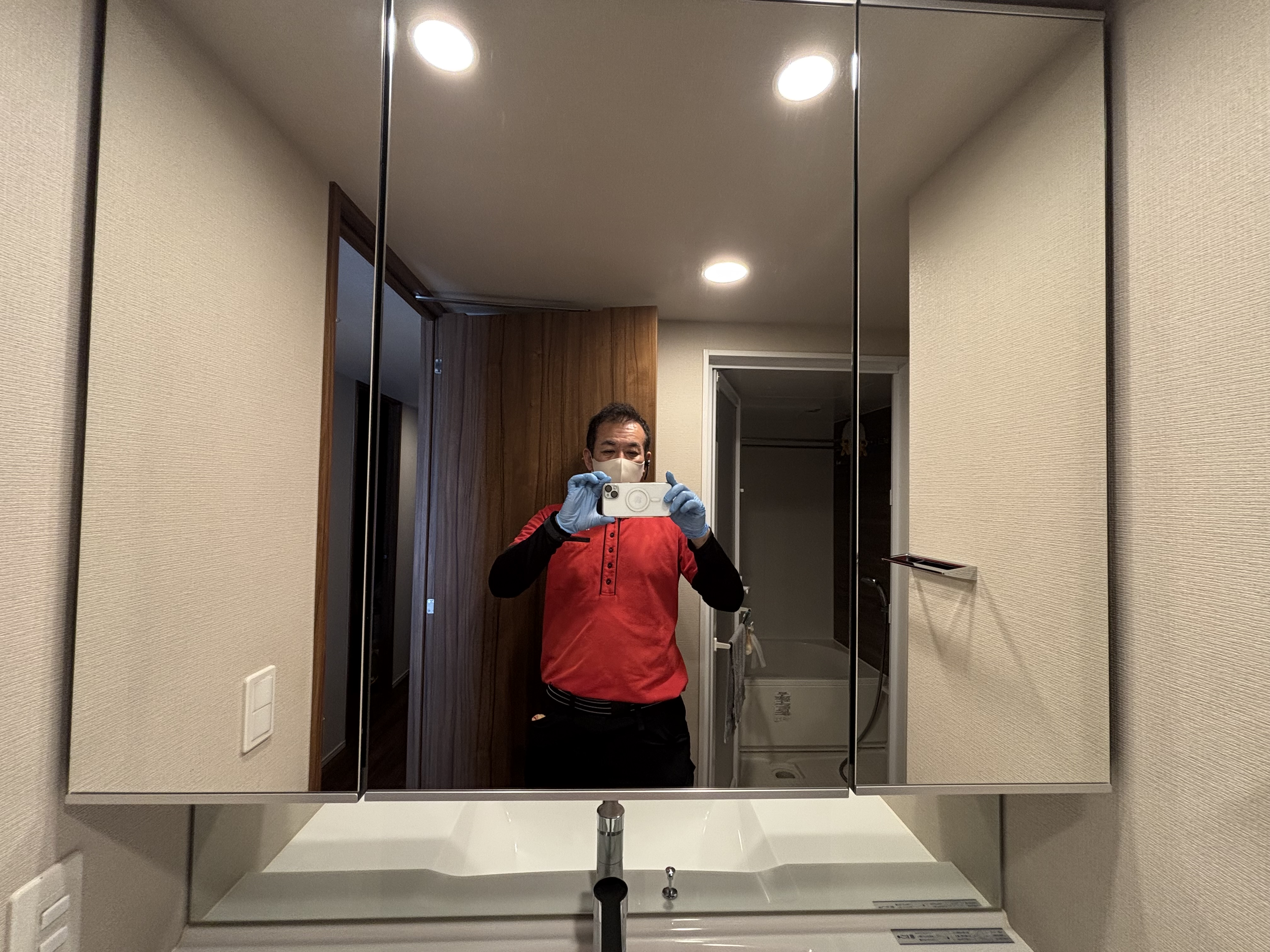 埼玉県さいたま市浦和区上木崎の洗面所クリーニングの作業後2