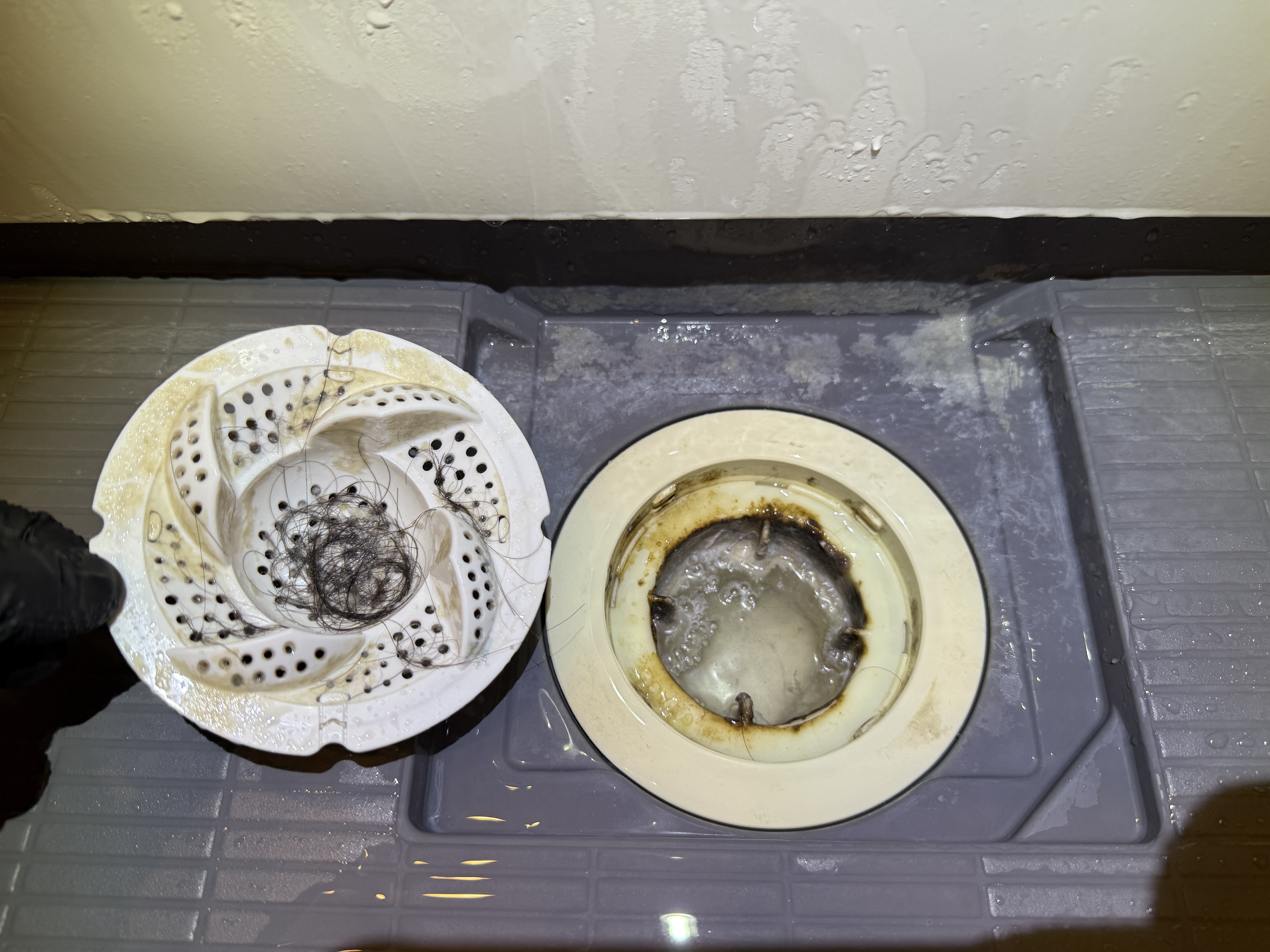 東京都荒川区の浴室・お風呂クリーニングの作業前1