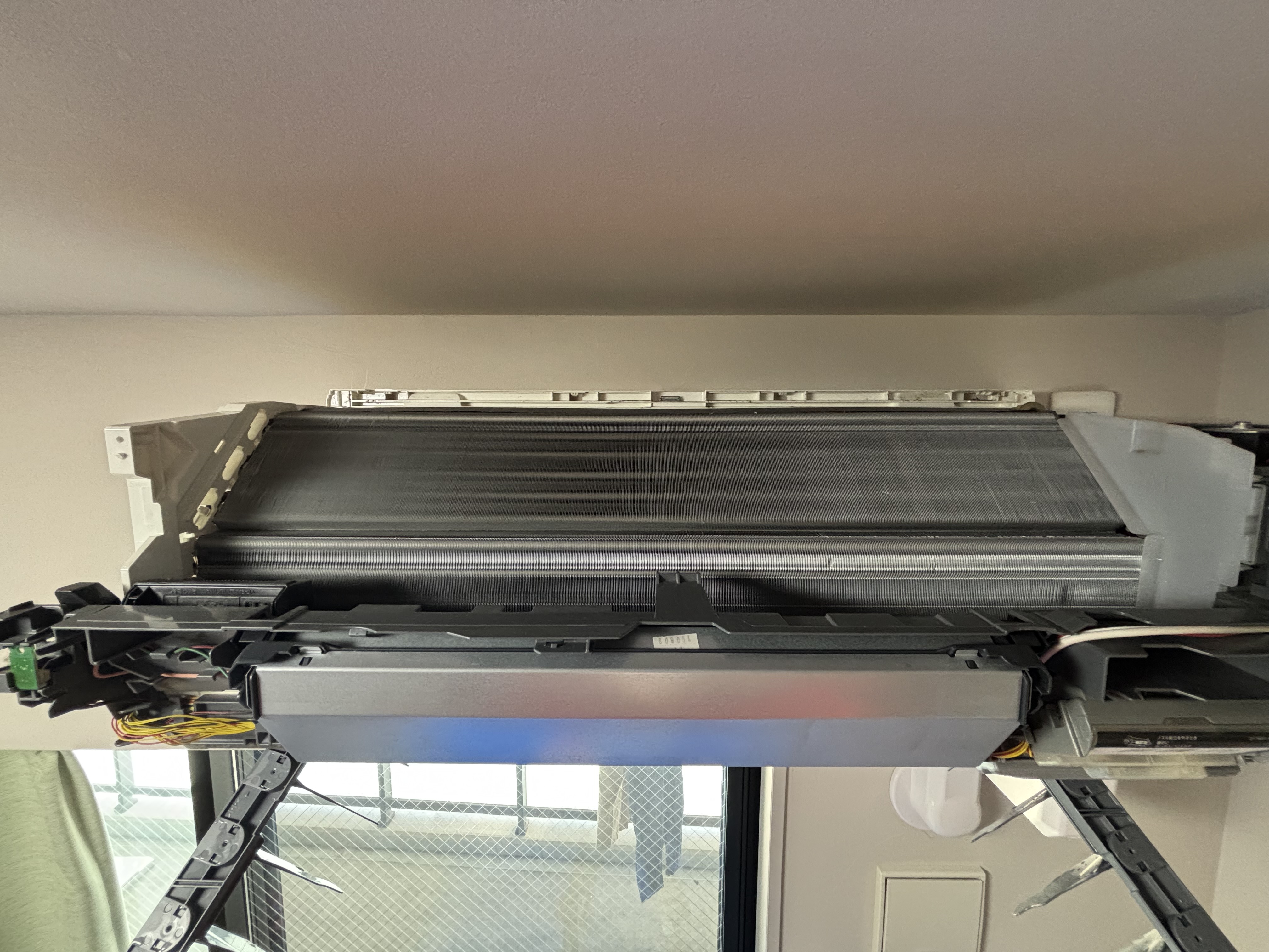 埼玉県さいたま市南区のお掃除機能付きエアコンの作業後1