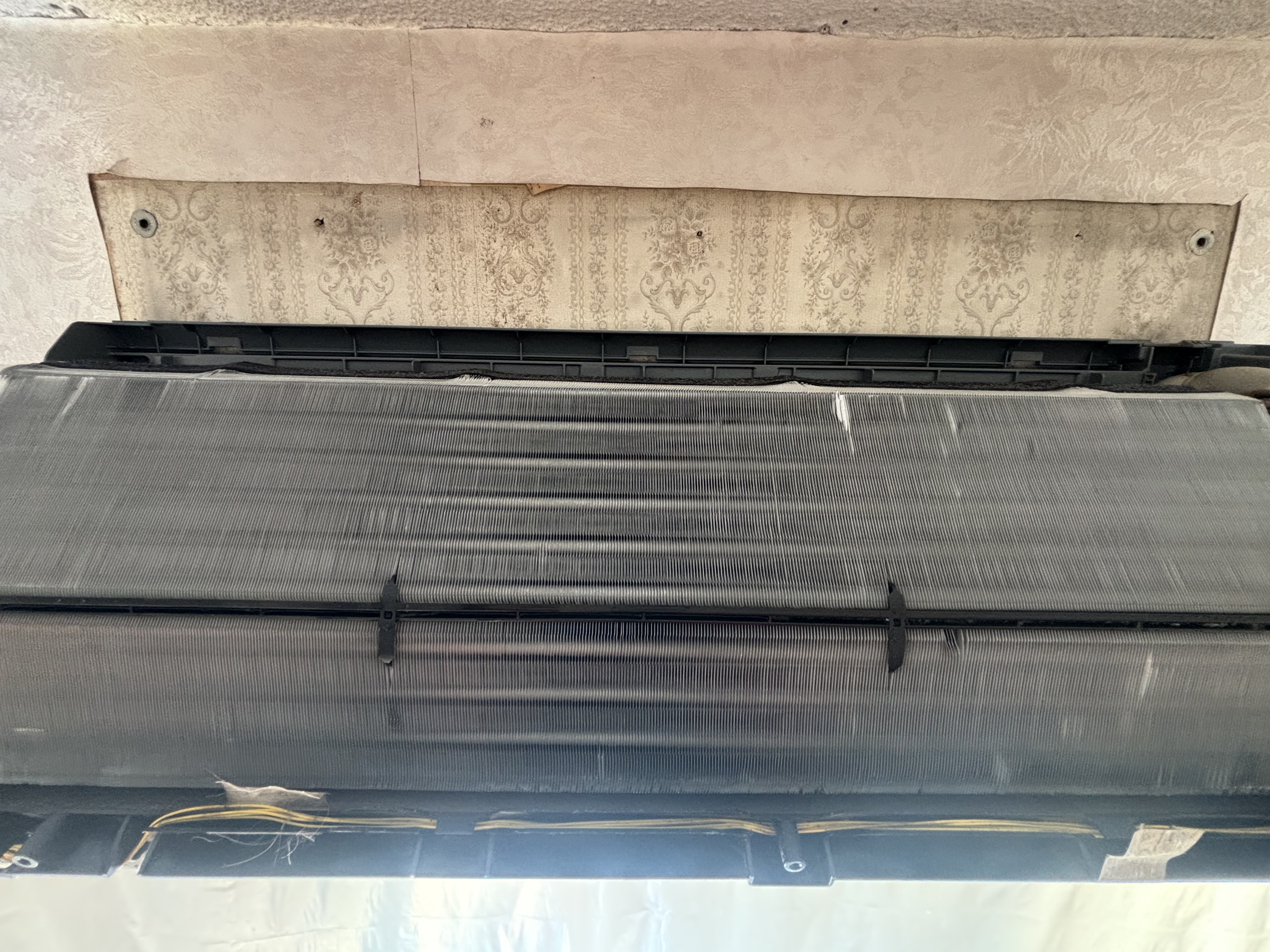 埼玉県さいたま市南区のお掃除機能付きエアコンの作業後1