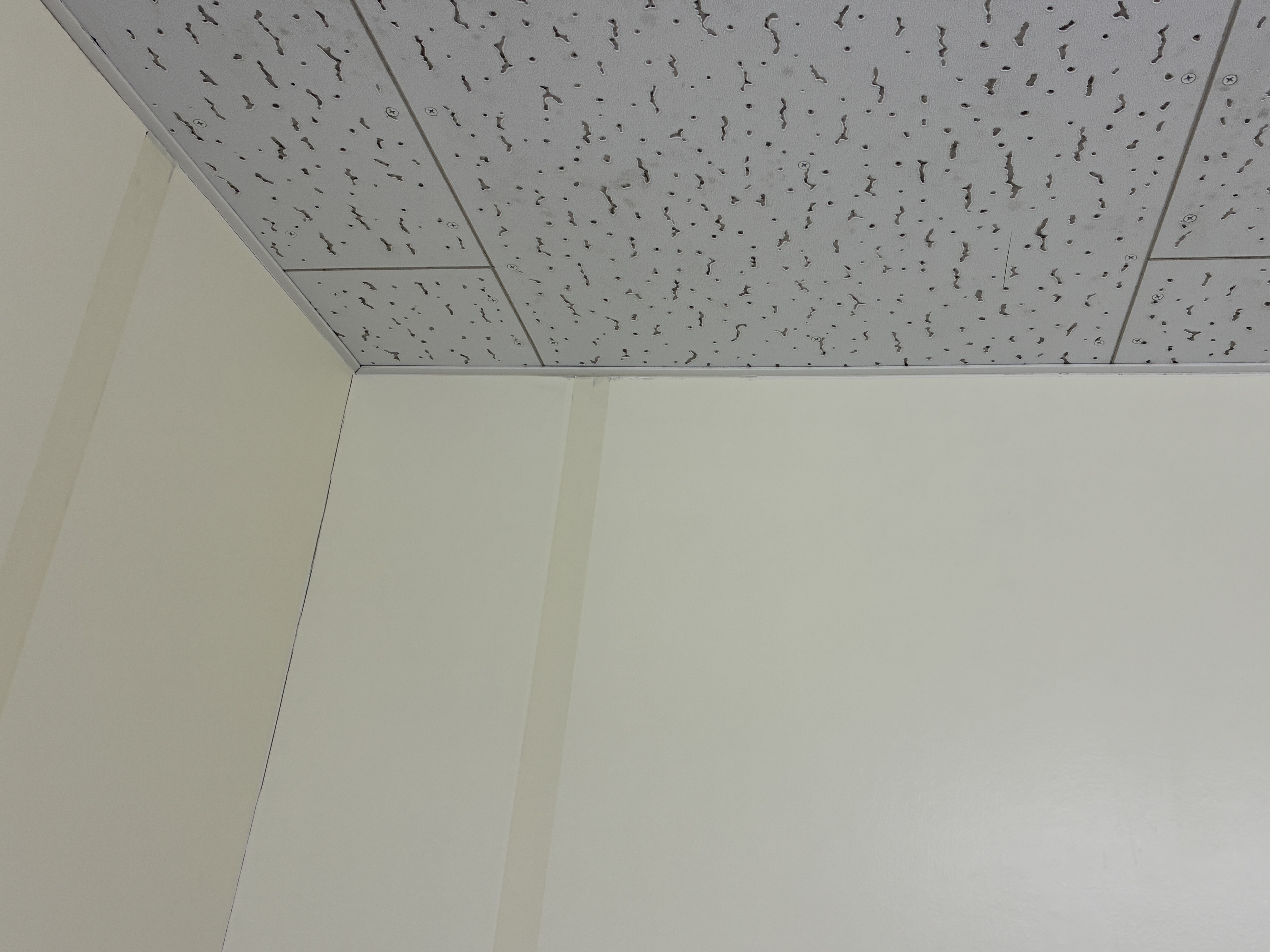 茨城県守谷市のオフィス清掃の作業後2