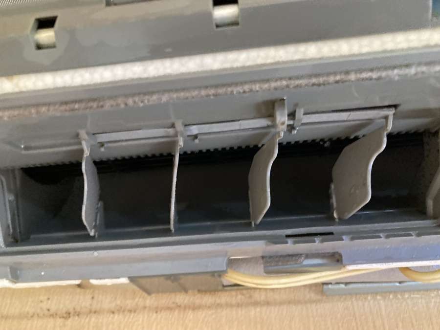 東京都江戸川区東小松川の壁掛けエアコンの作業後1