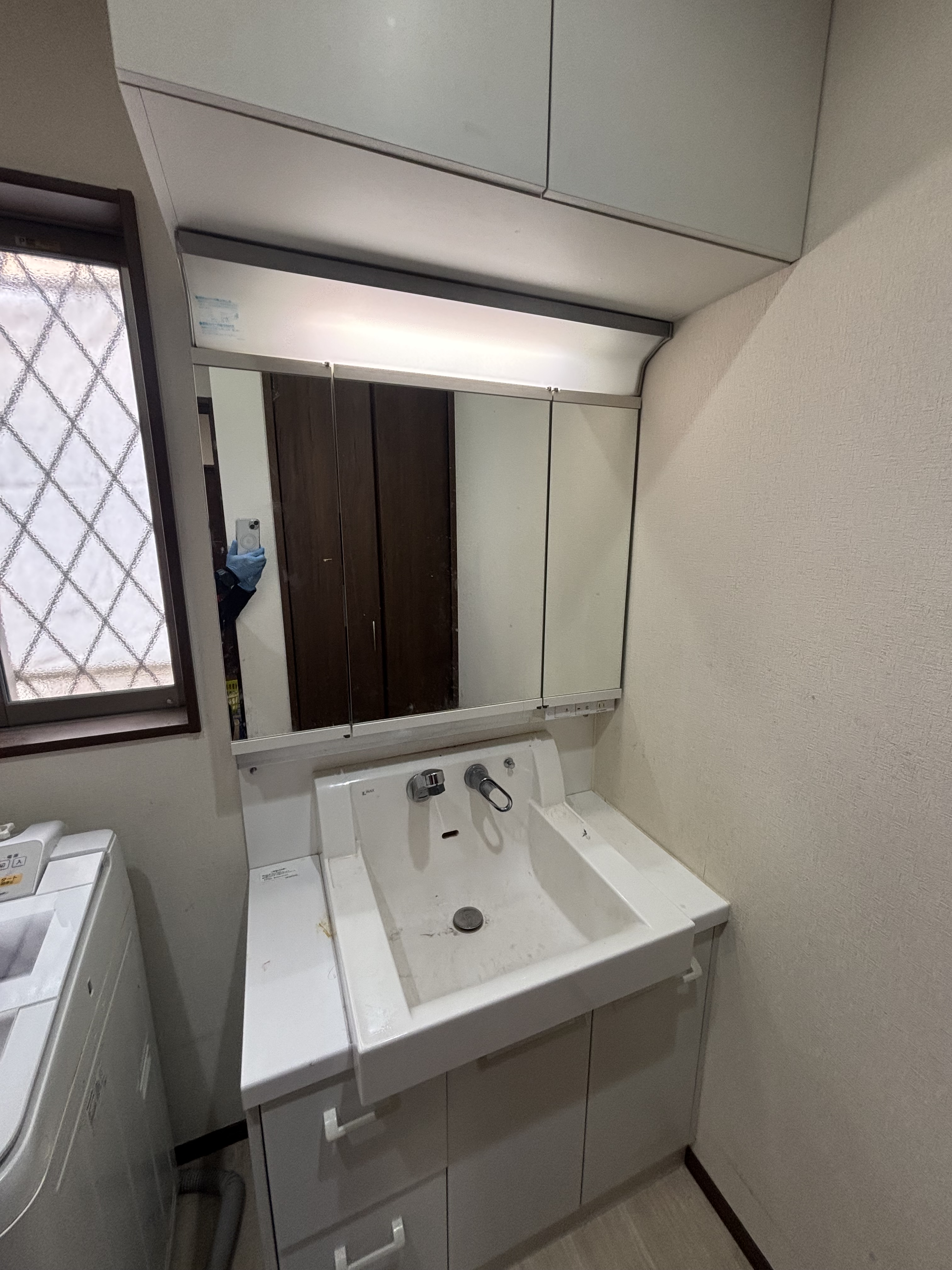 埼玉県さいたま市北区の洗面所クリーニングの作業前2