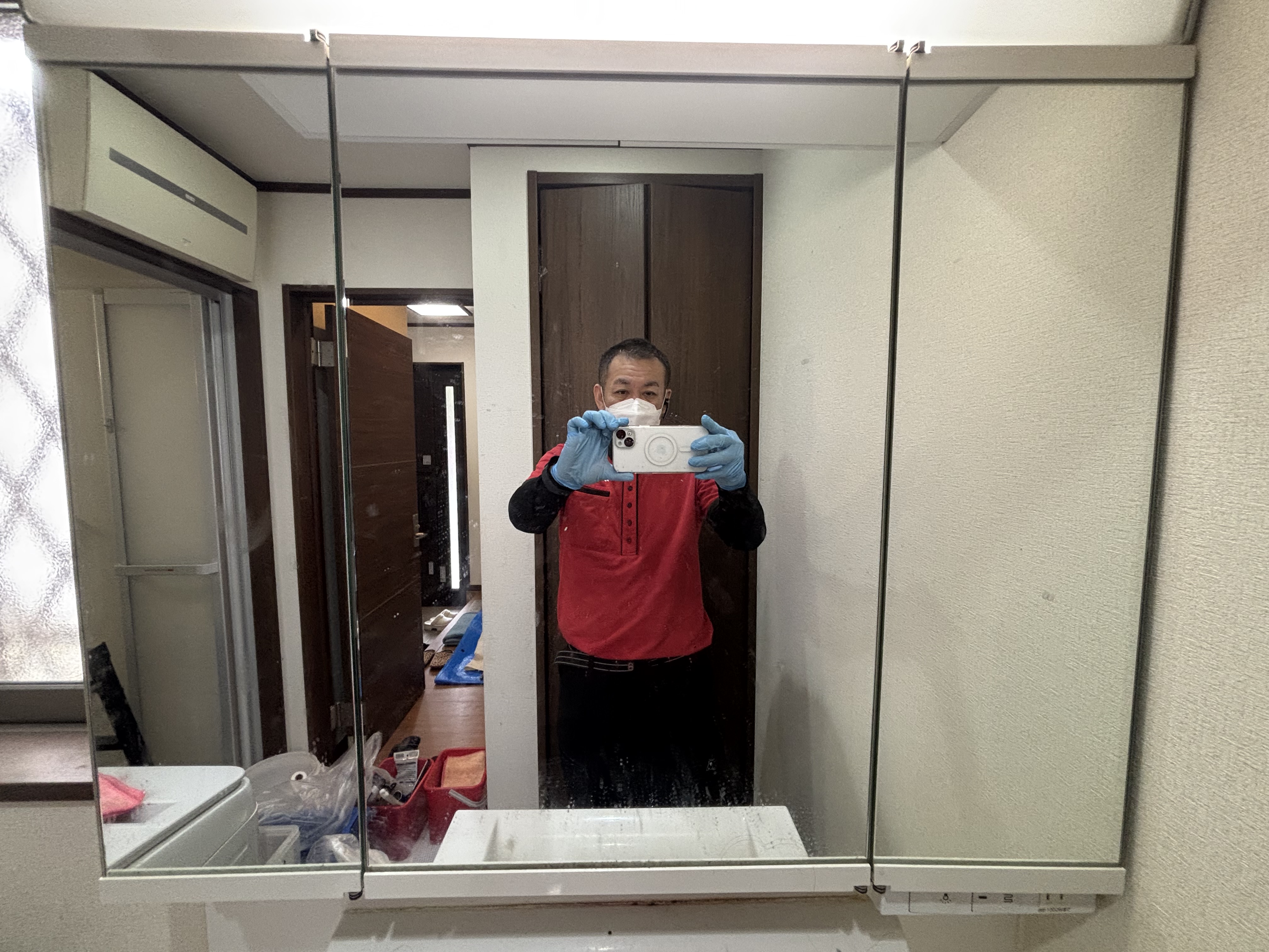 埼玉県さいたま市北区の洗面所クリーニングの作業前3