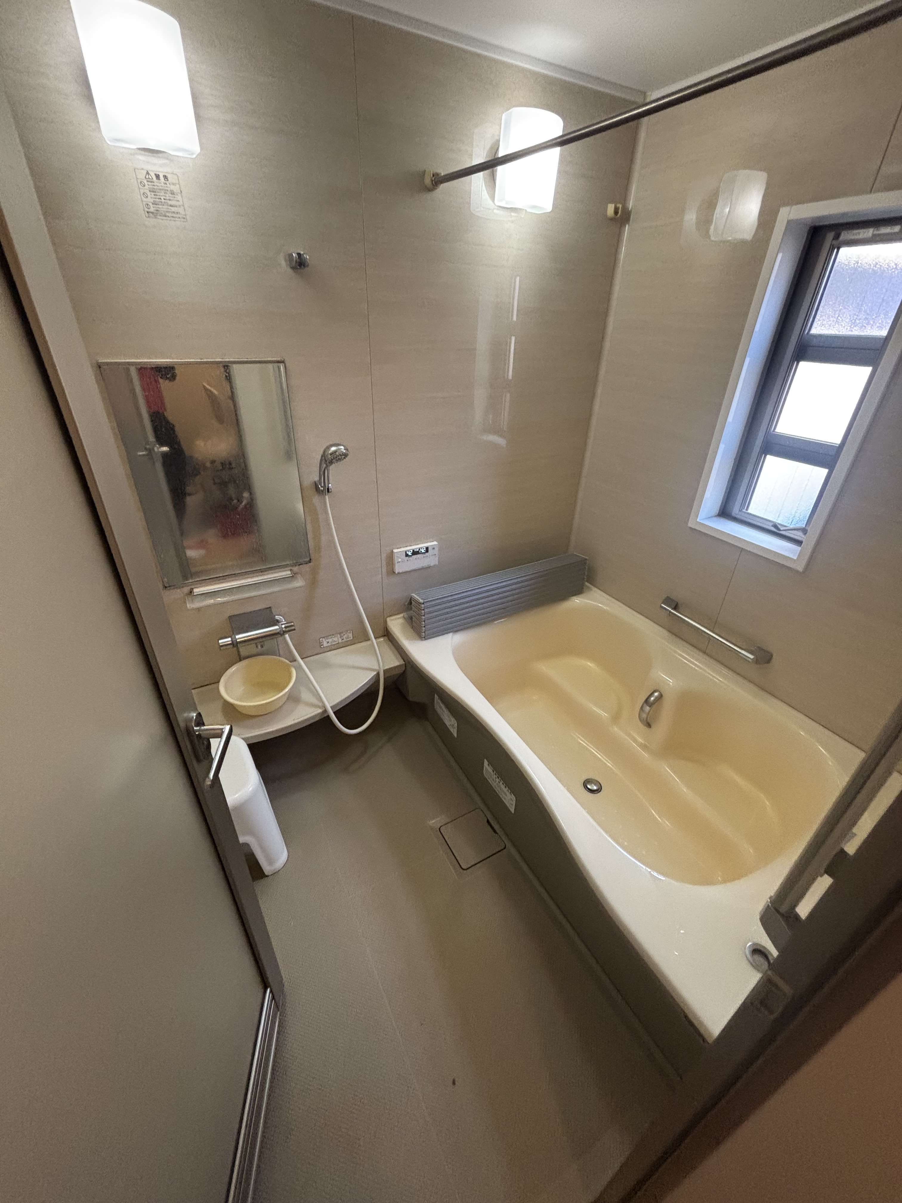 埼玉県白岡市の浴室・お風呂クリーニングの作業前1