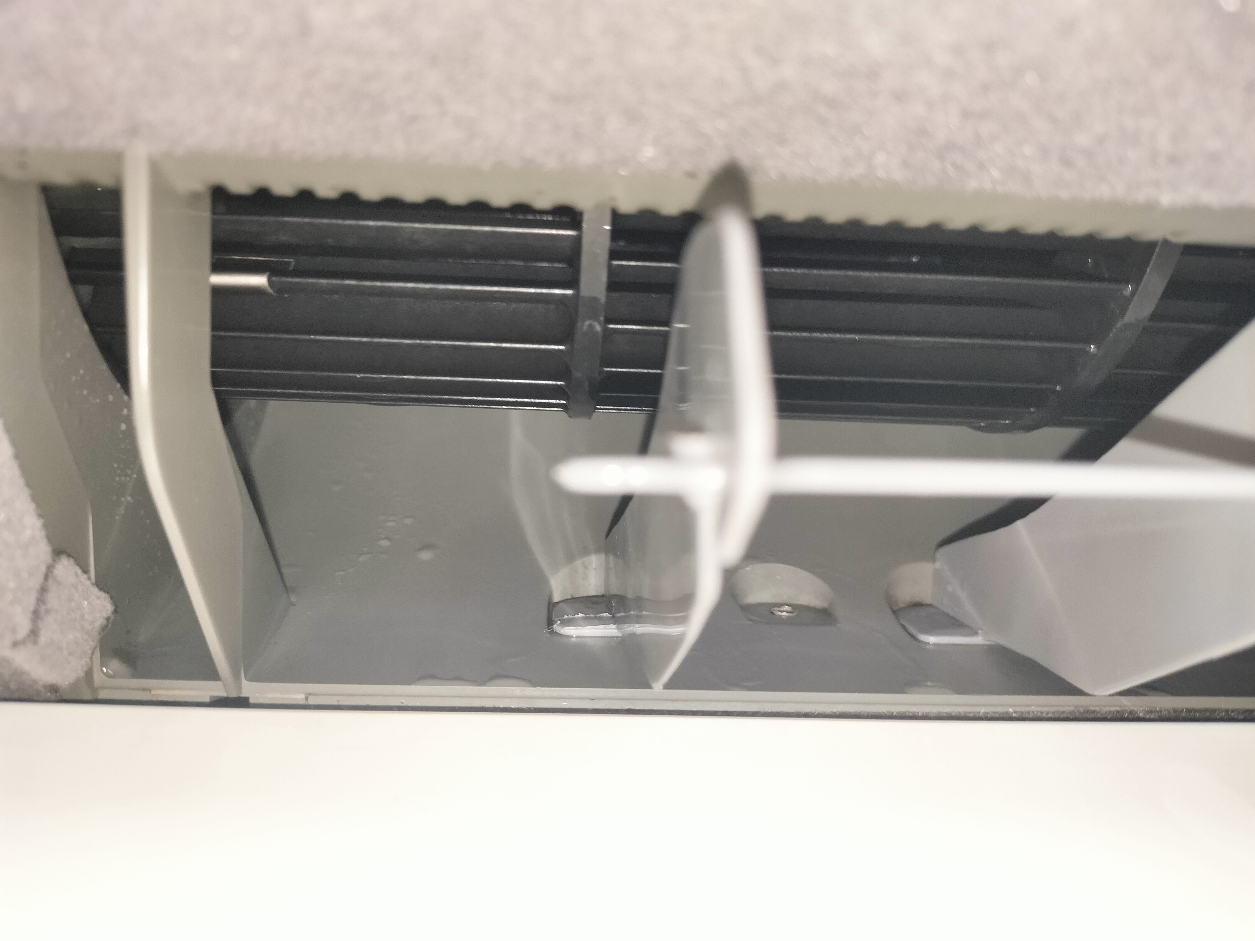 茨城県つくば市のお掃除機能付きエアコンの作業後2