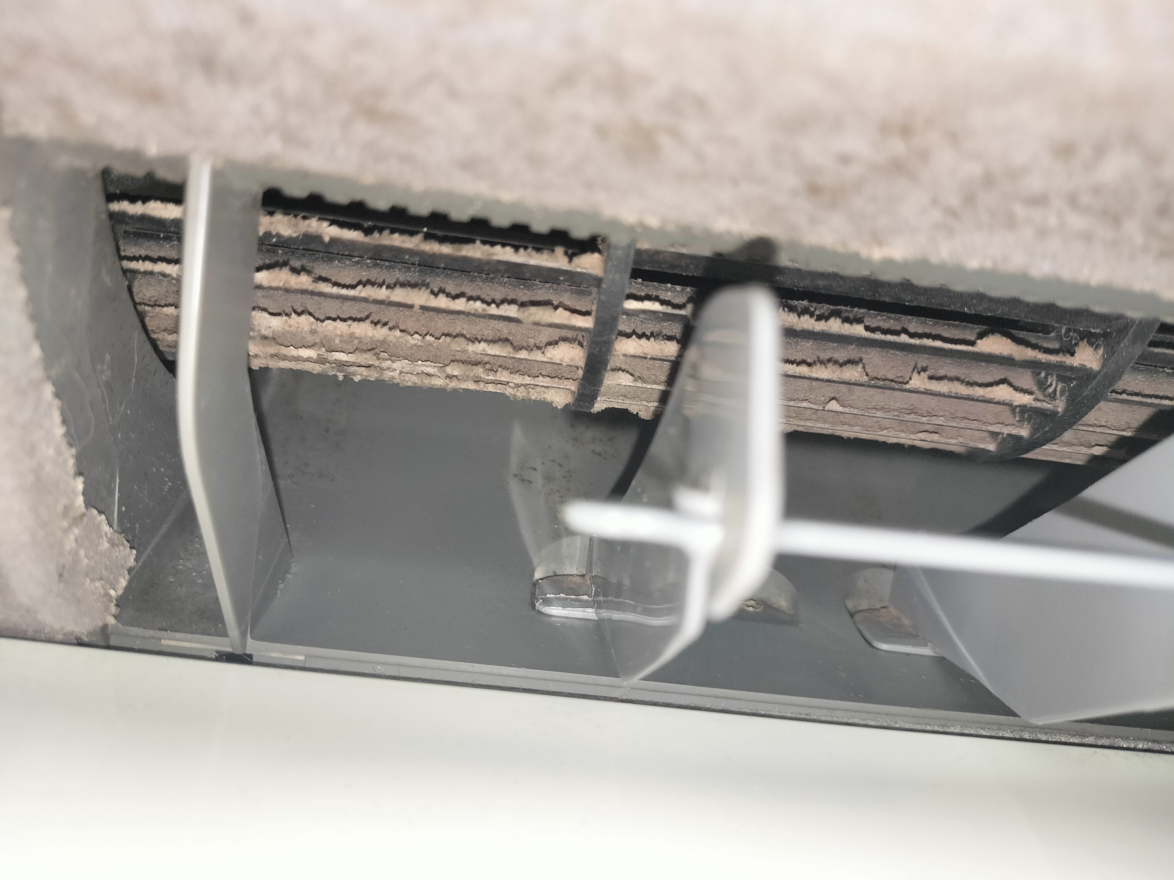 茨城県つくば市のお掃除機能付きエアコンの作業前2