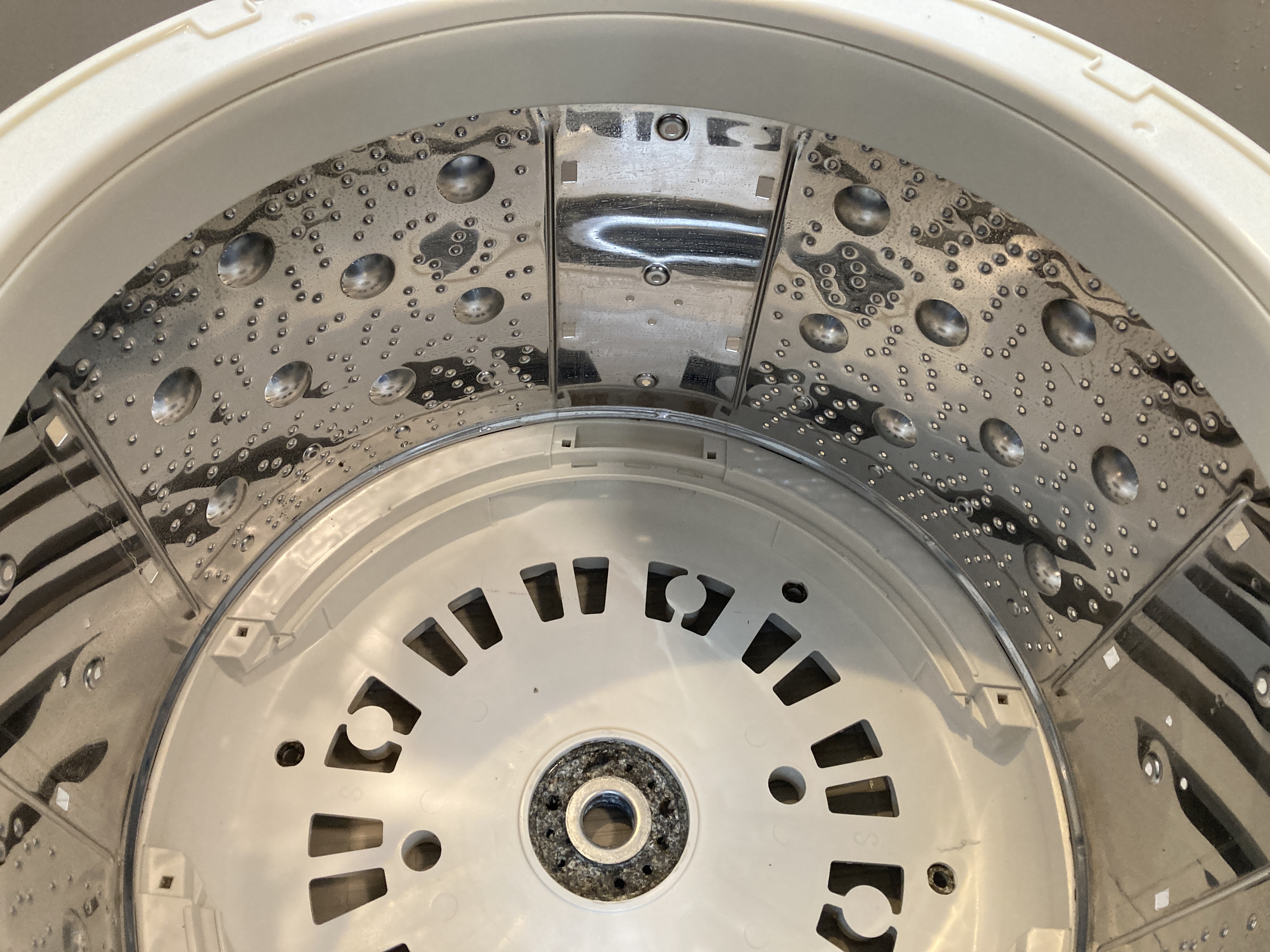 京都府京都市伏見区竹田田中宮町の洗濯機分解クリーニングの作業後2