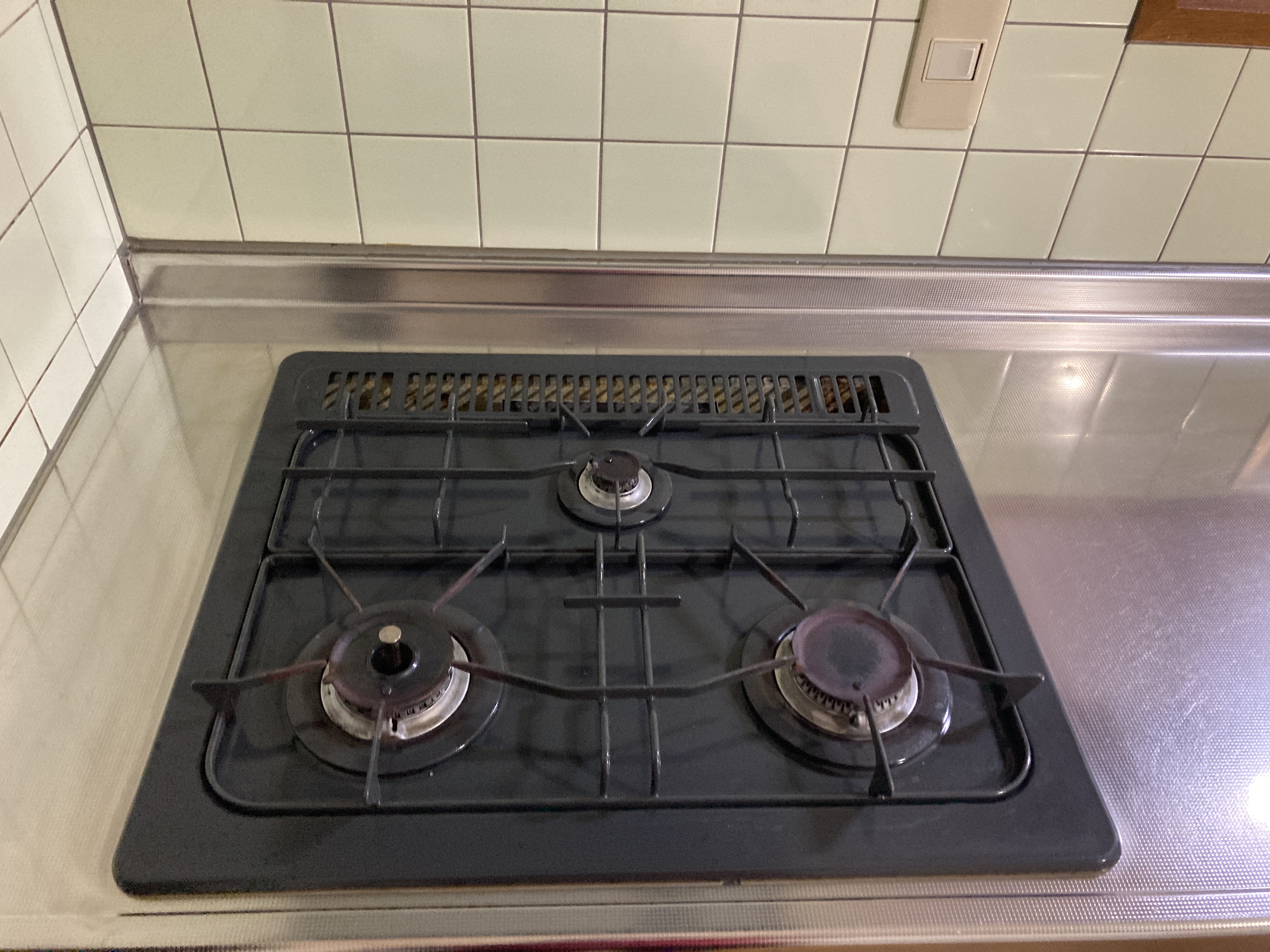 京都府京都市左京区下鴨神殿町のキッチンクリーニングの作業後1