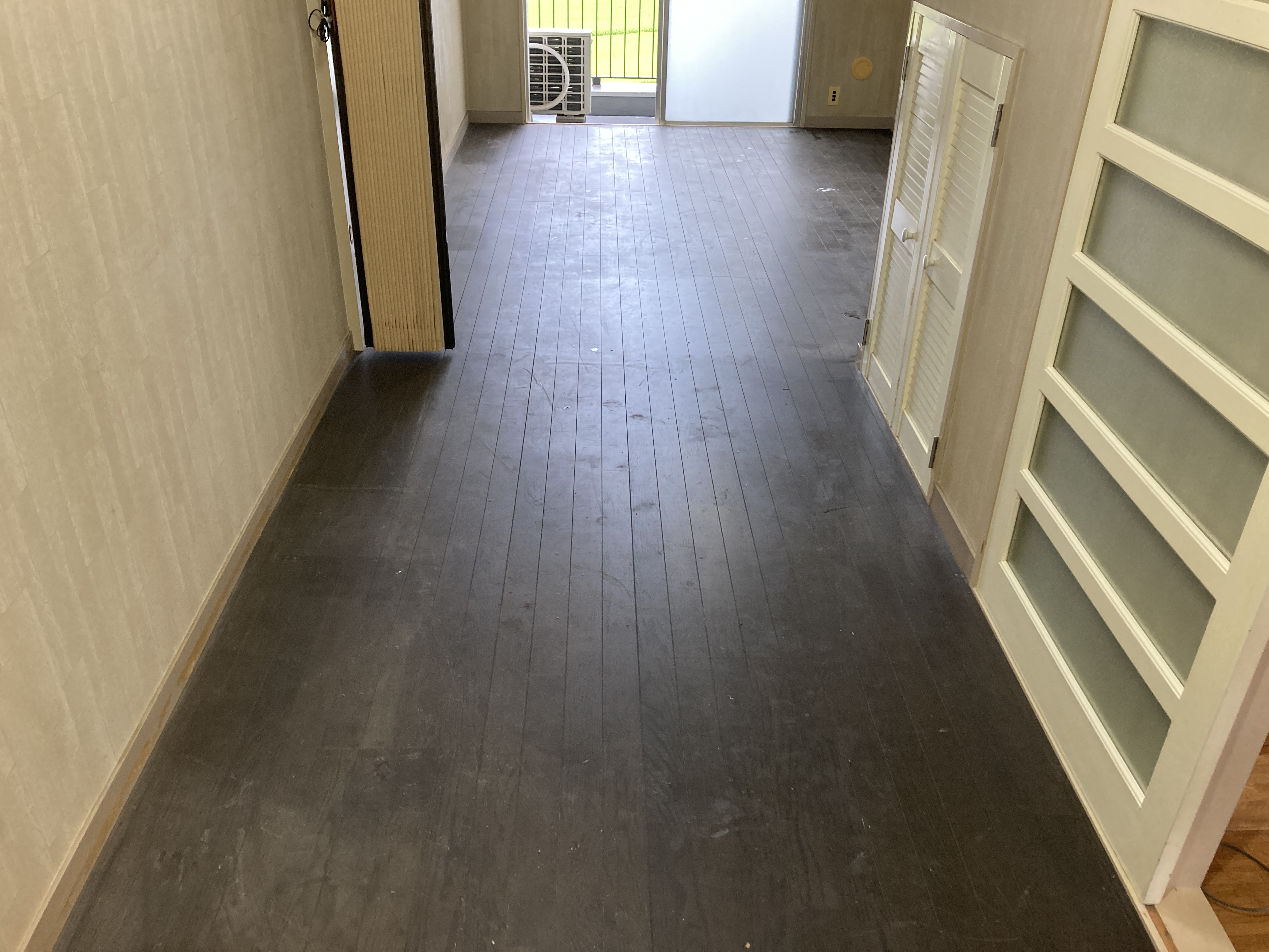 京都府向日市寺戸町七の壺の賃貸住宅退去後の原状回復クリーニングの作業前1