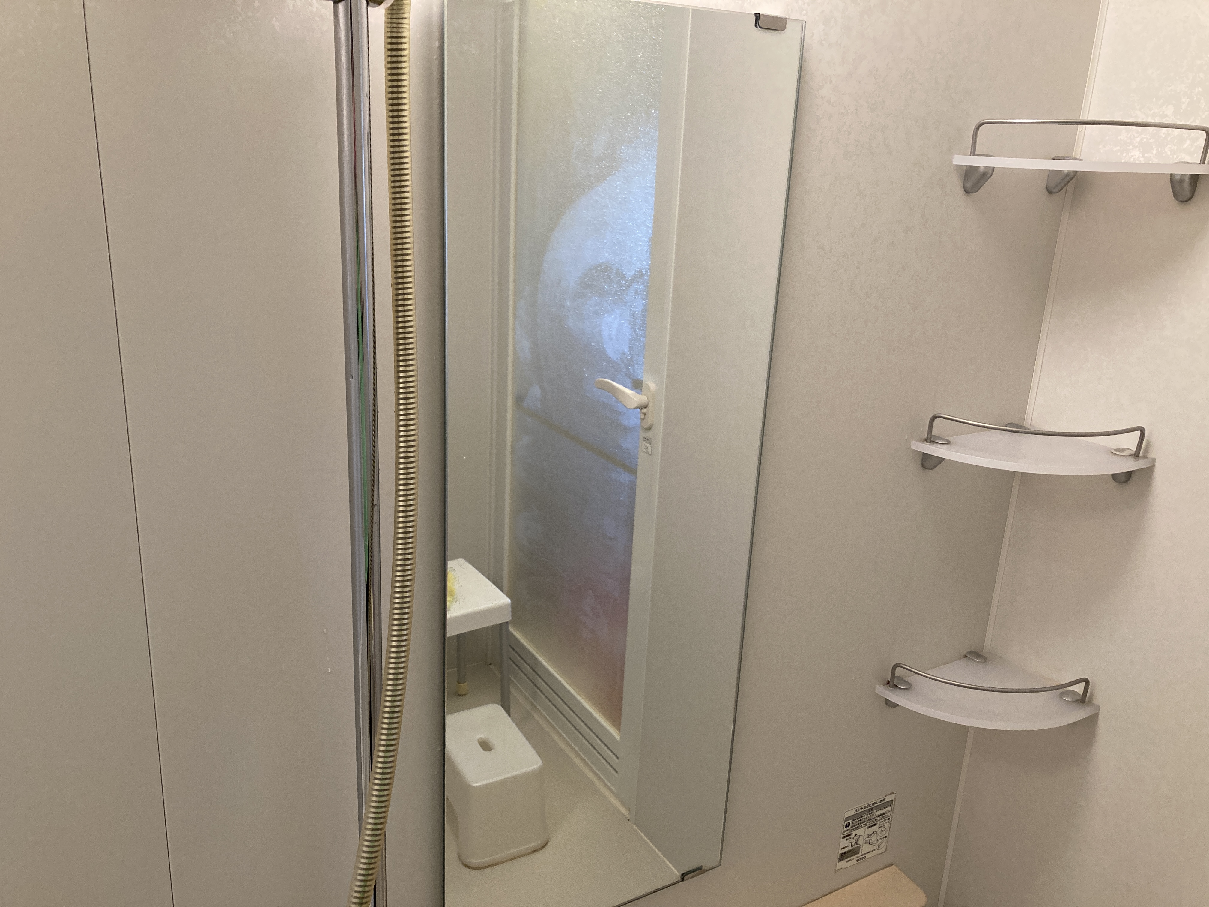 京都府八幡市欽明台東の浴室・お風呂クリーニングの作業後2