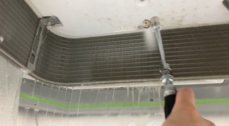 京都府京都市山科区椥辻西潰の業務用天井埋め込みエアコンの作業後1