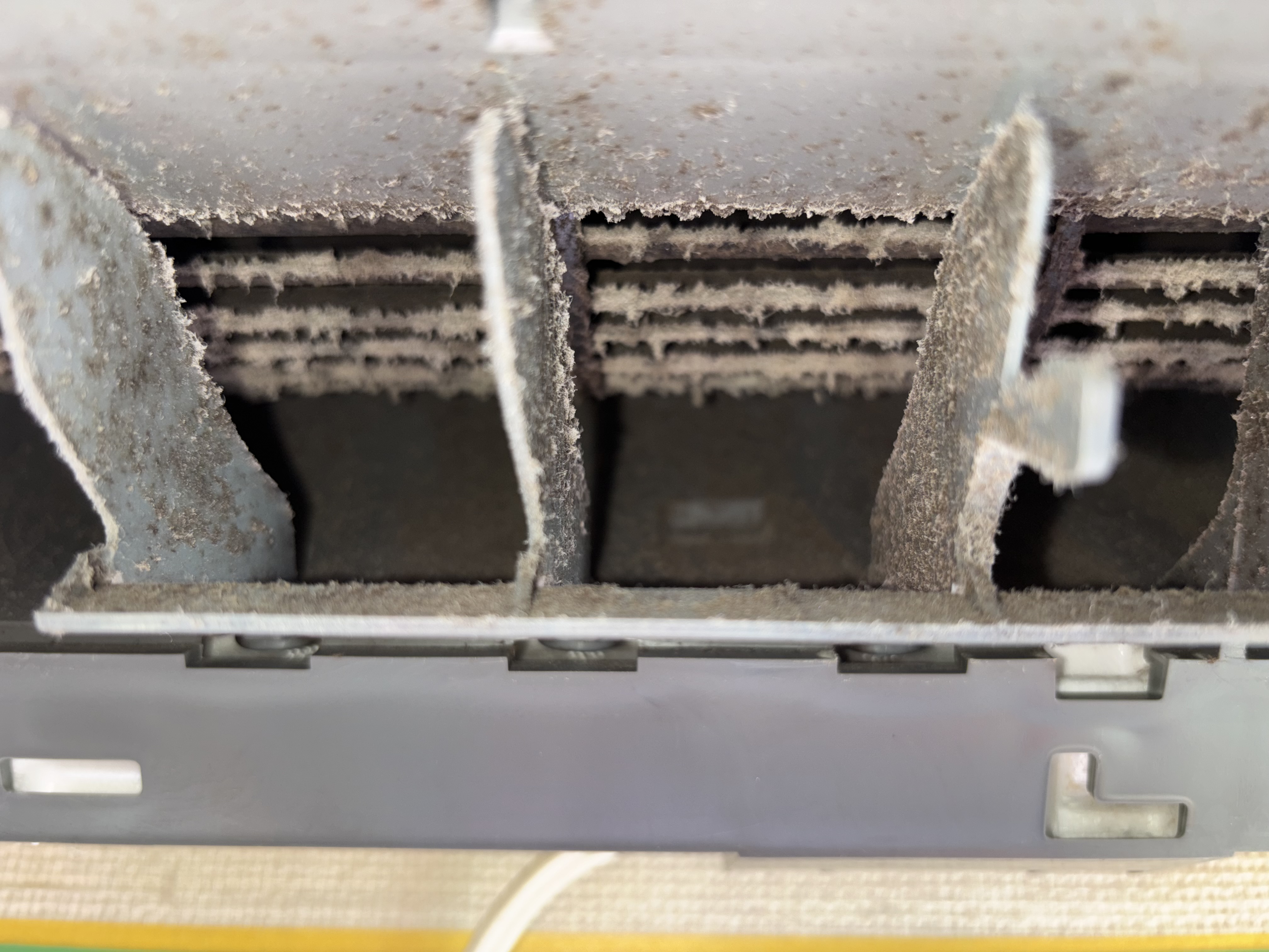 埼玉県和光市の壁掛けエアコンの作業前1