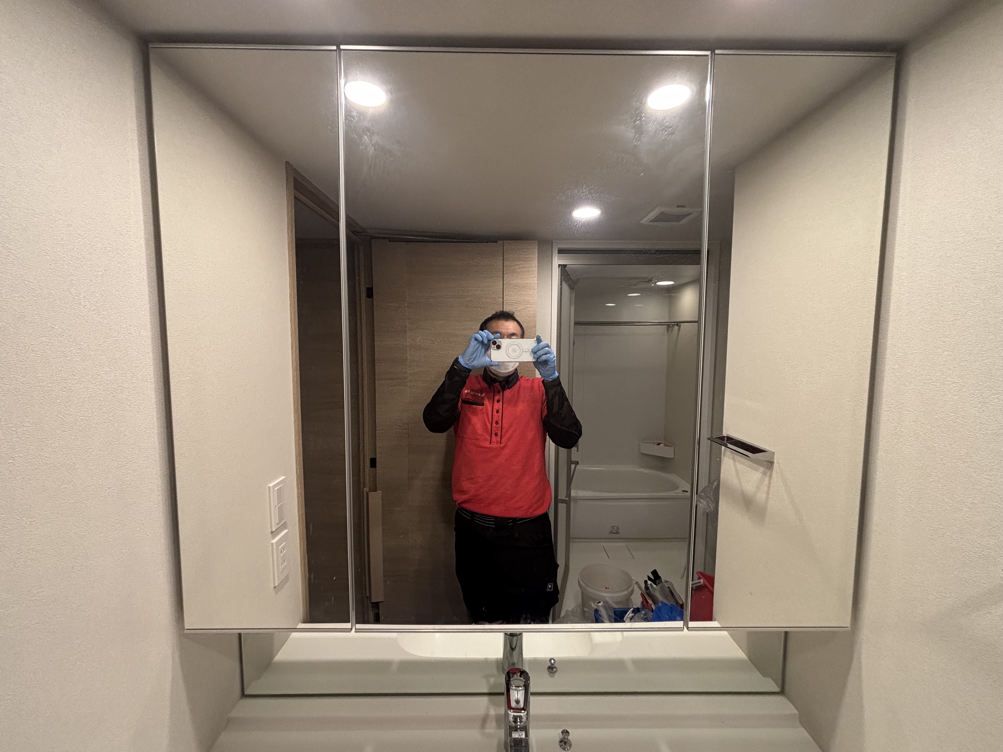 埼玉県さいたま市浦和区の洗面所クリーニングの作業前1