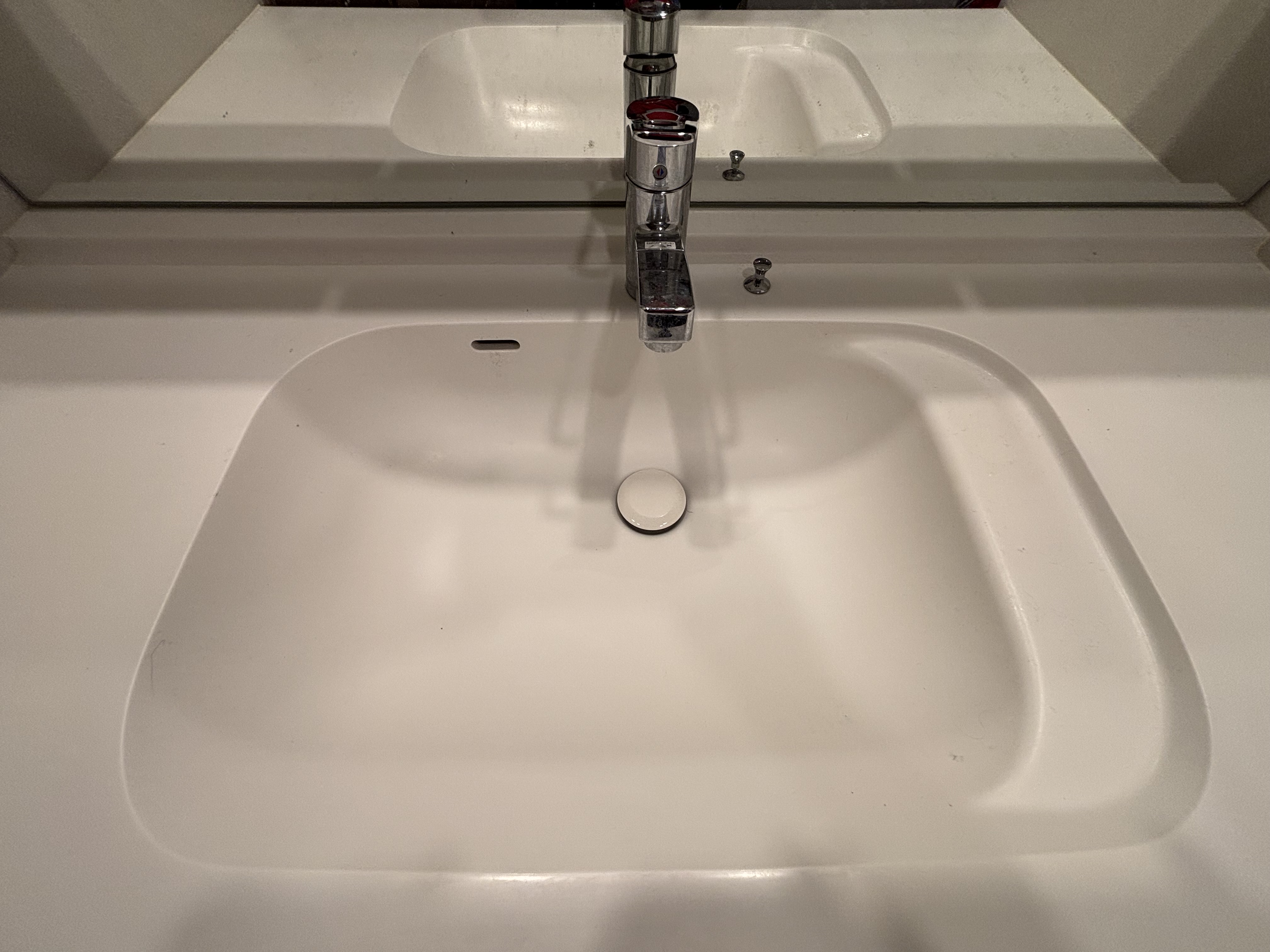 埼玉県さいたま市浦和区の洗面所クリーニングの作業前2