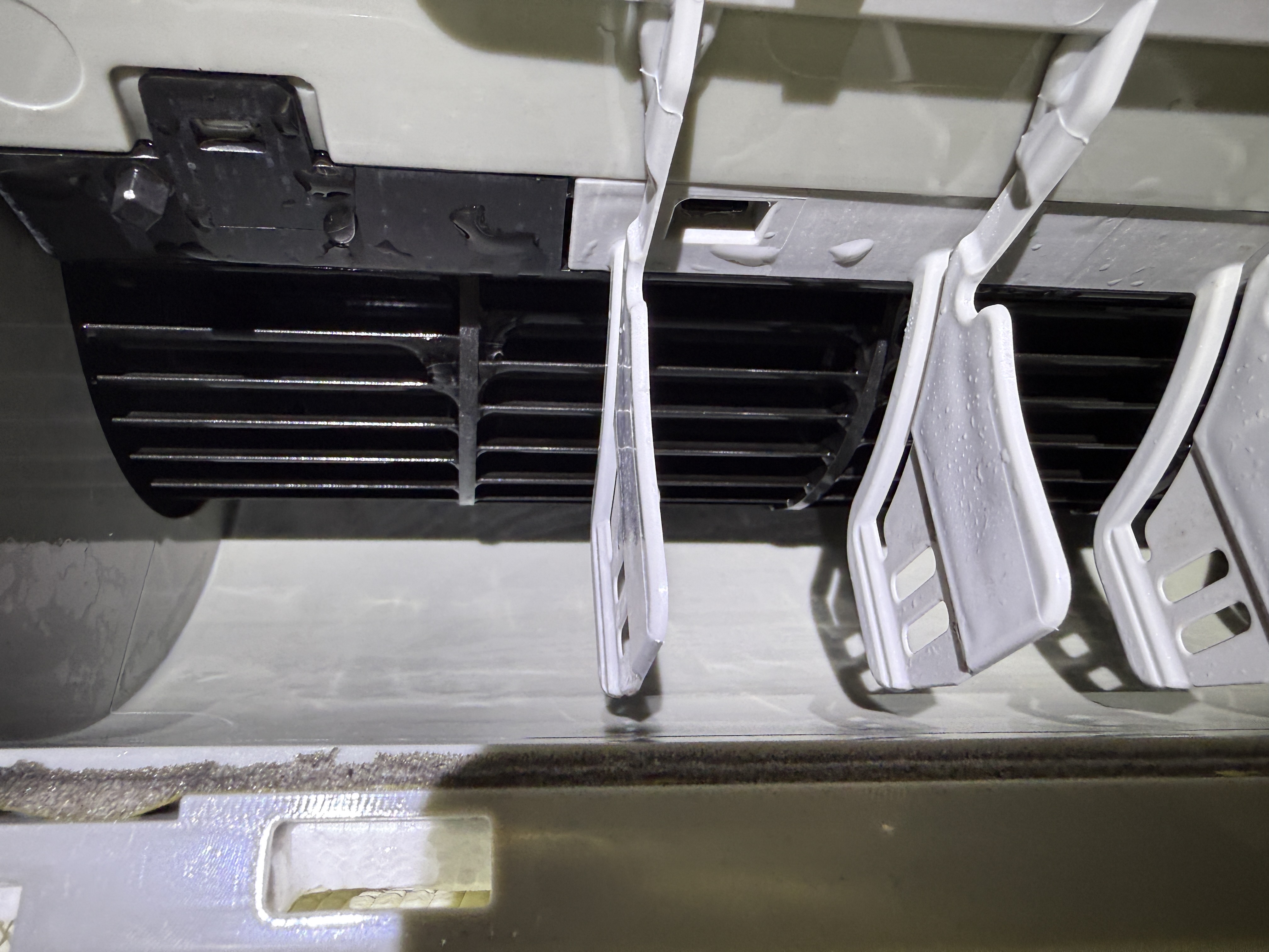 東京都中野区の壁掛けエアコンの作業後1