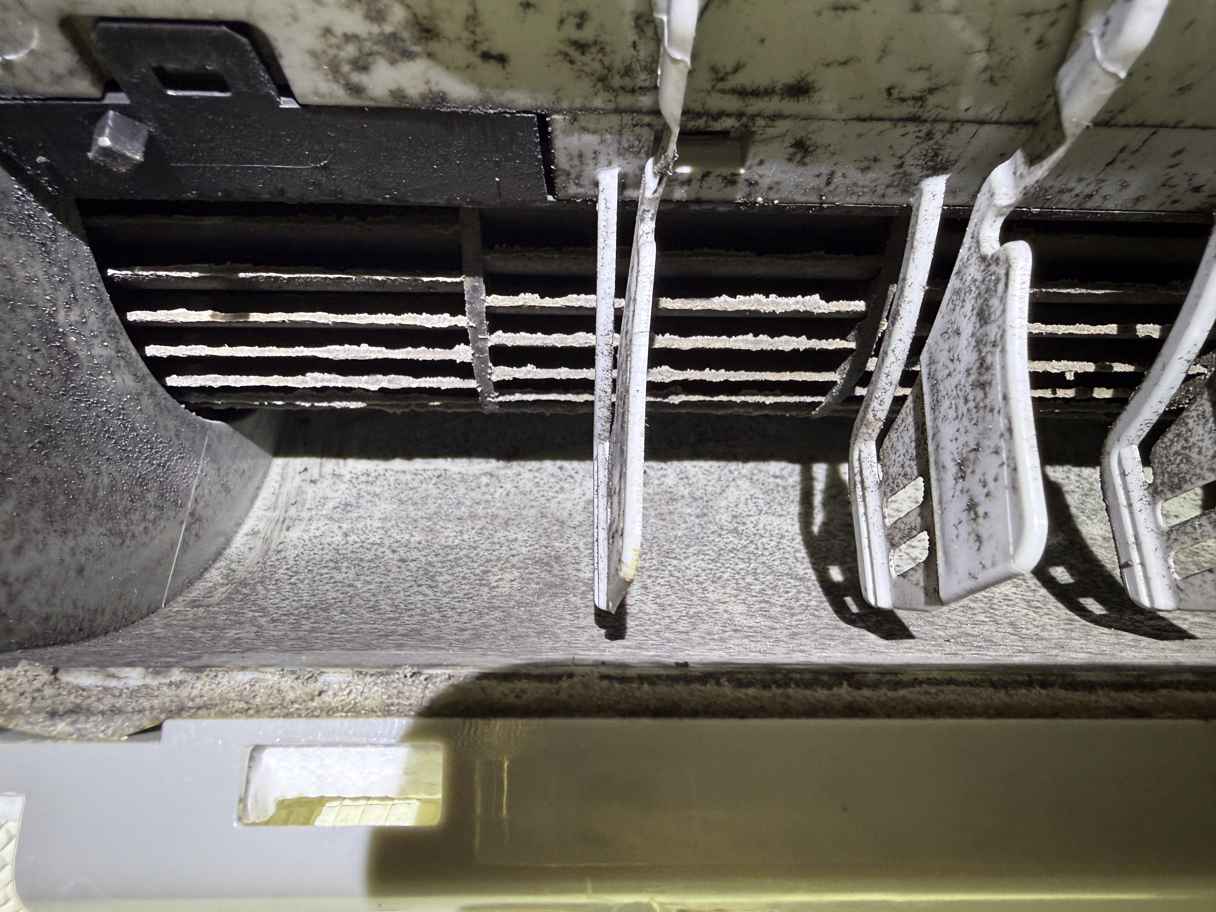 東京都中野区の壁掛けエアコンの作業前1