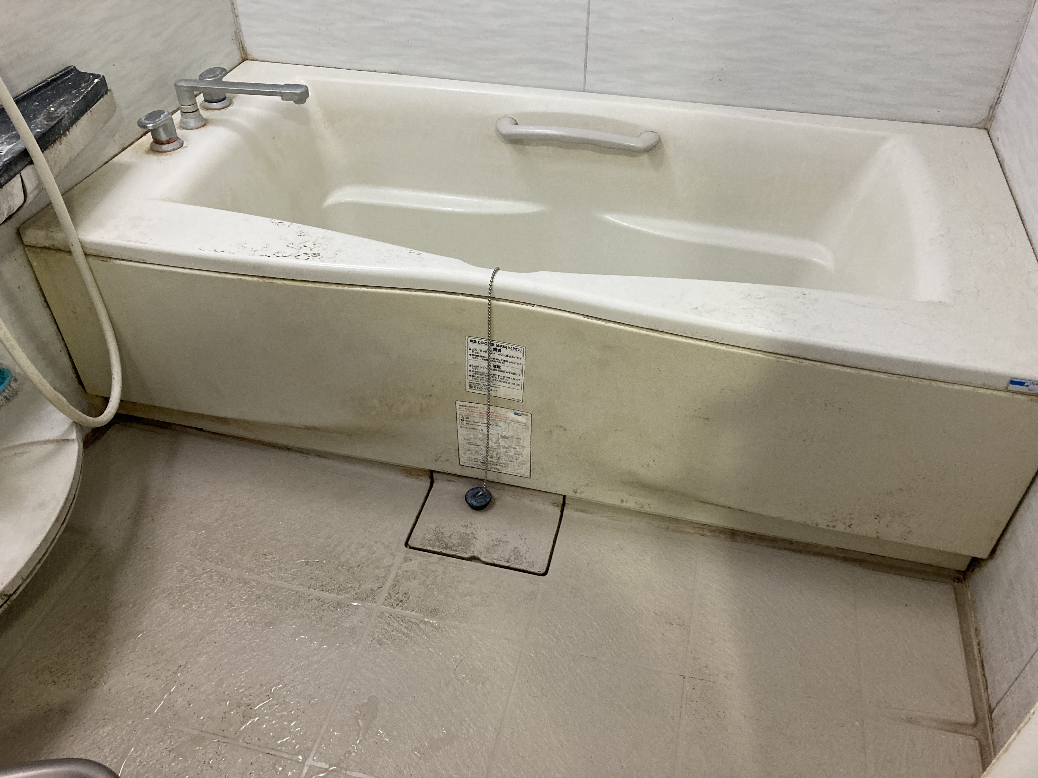 京都府京都市下京区吉文字町の浴室・お風呂クリーニングの作業前2