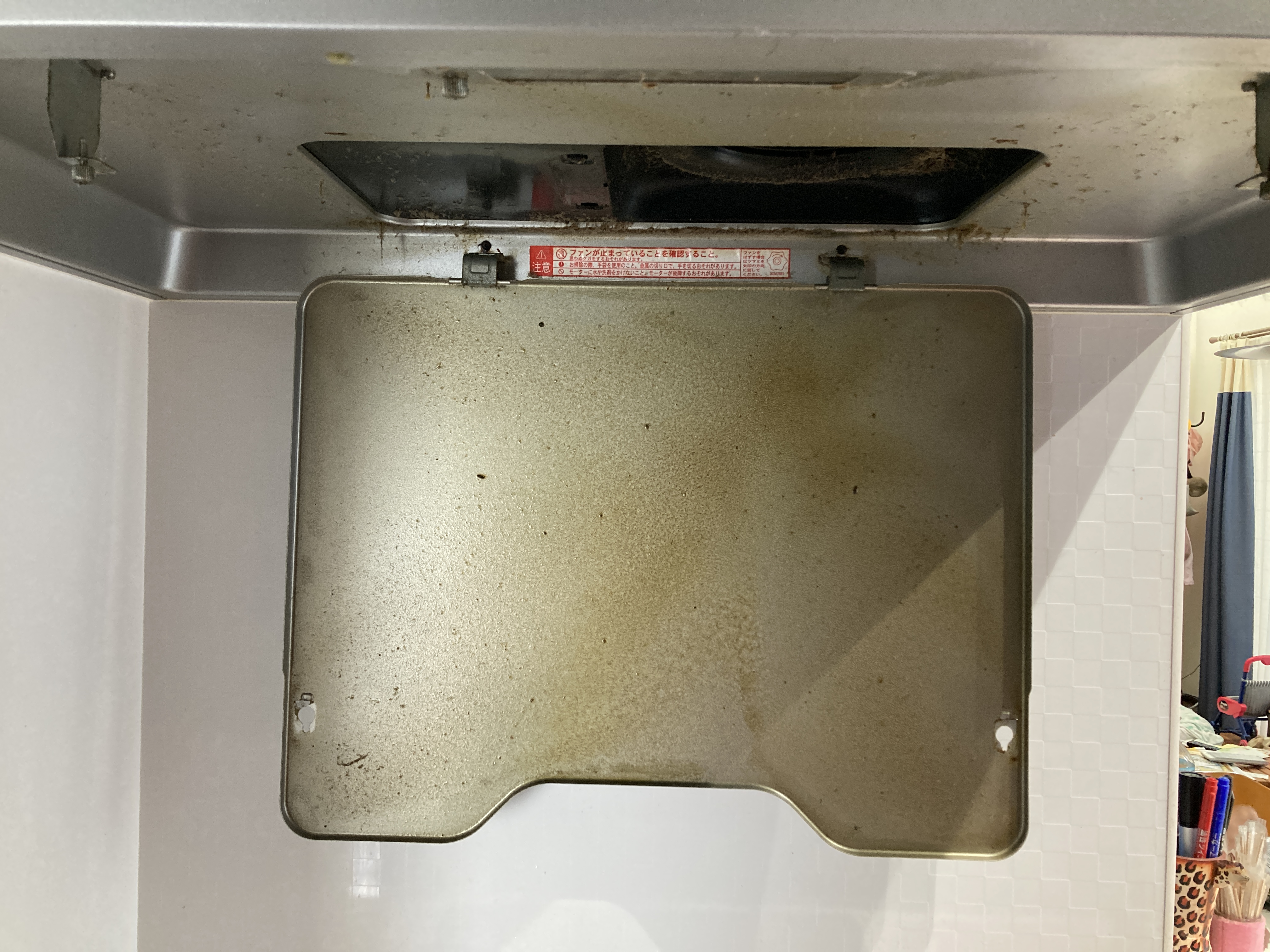 京都府亀岡市千代川町千原のキッチンクリーニングの作業前3