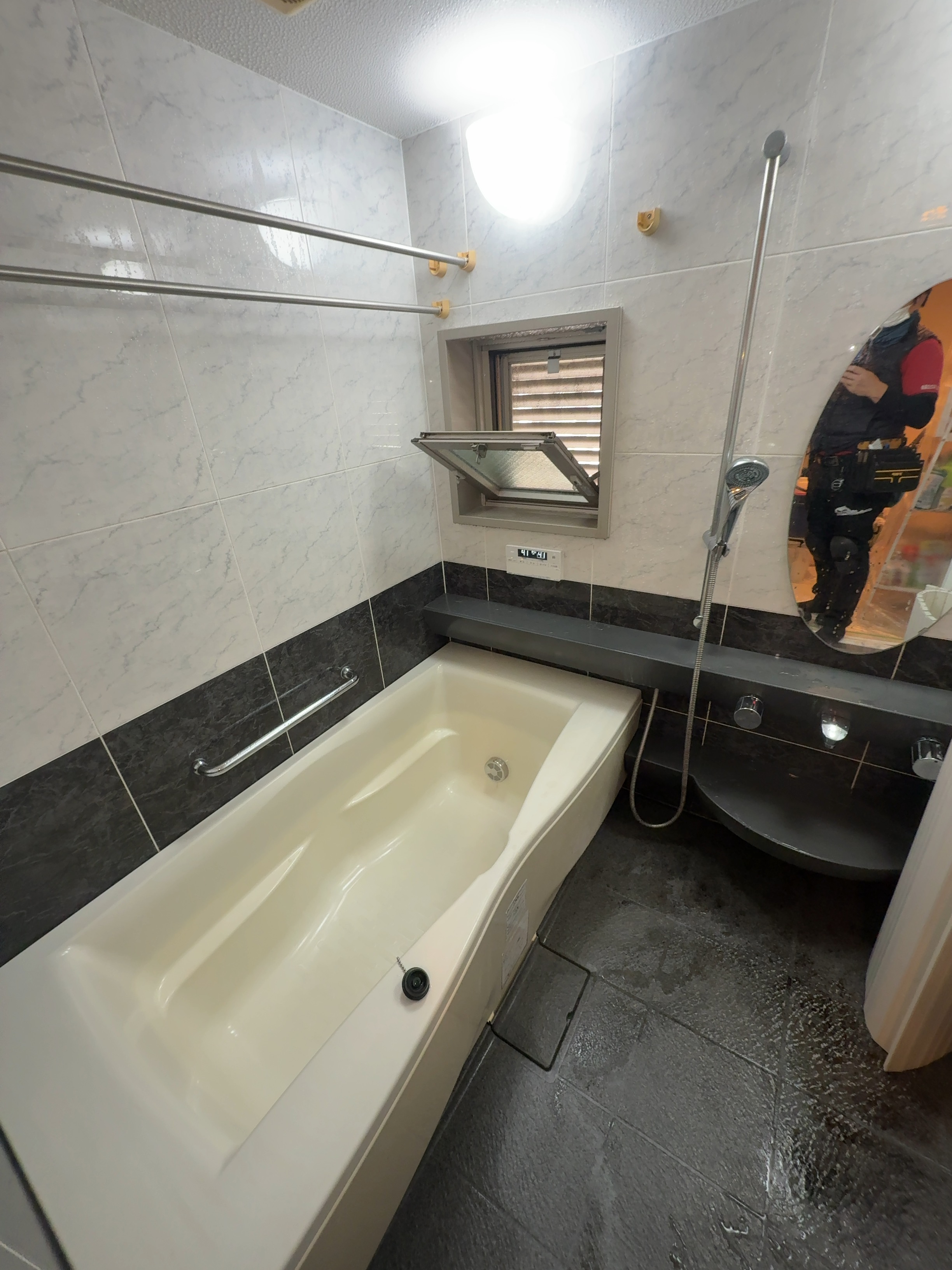 大阪府大阪市天王寺区の浴室・お風呂クリーニングの作業前1