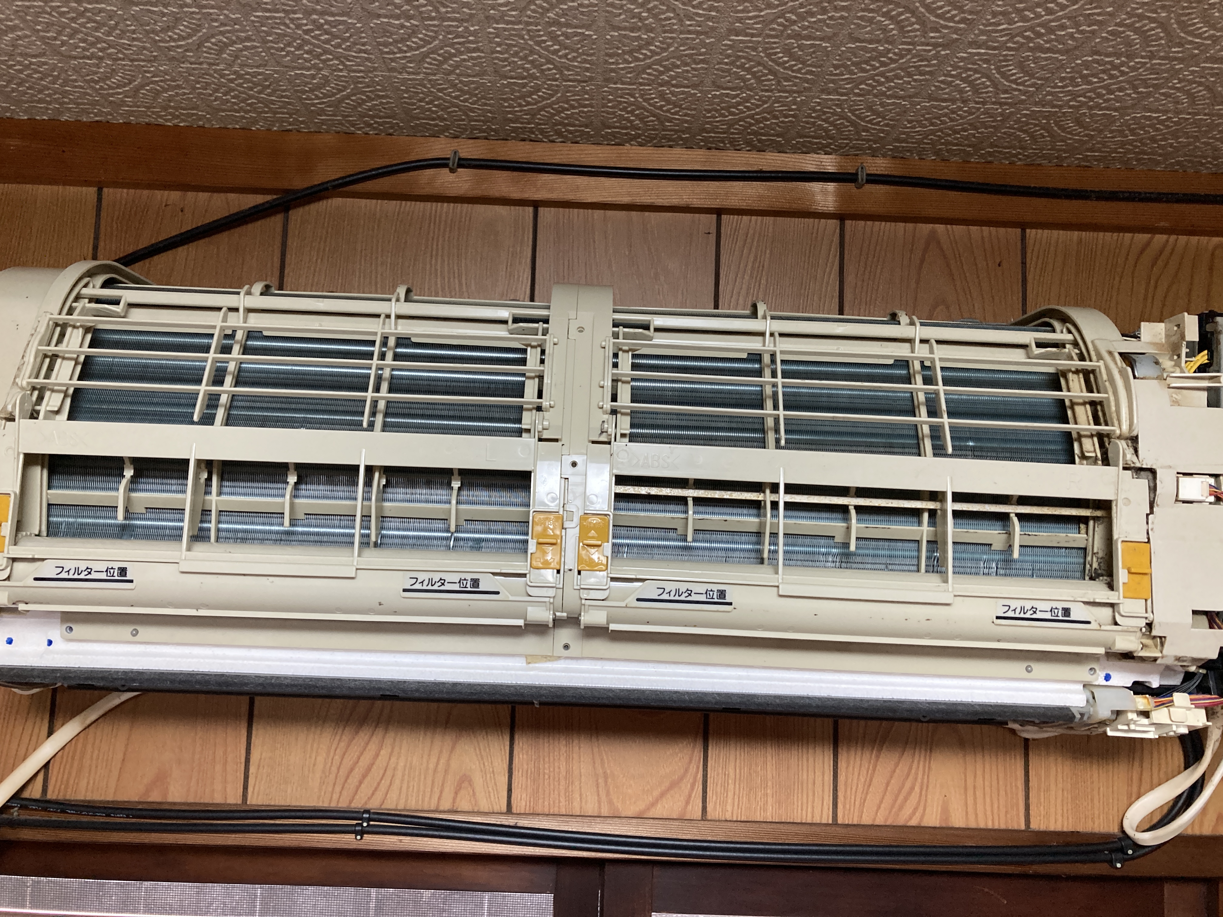 京都府京都市南区東九条西明田町のお掃除機能付きエアコンの作業後1