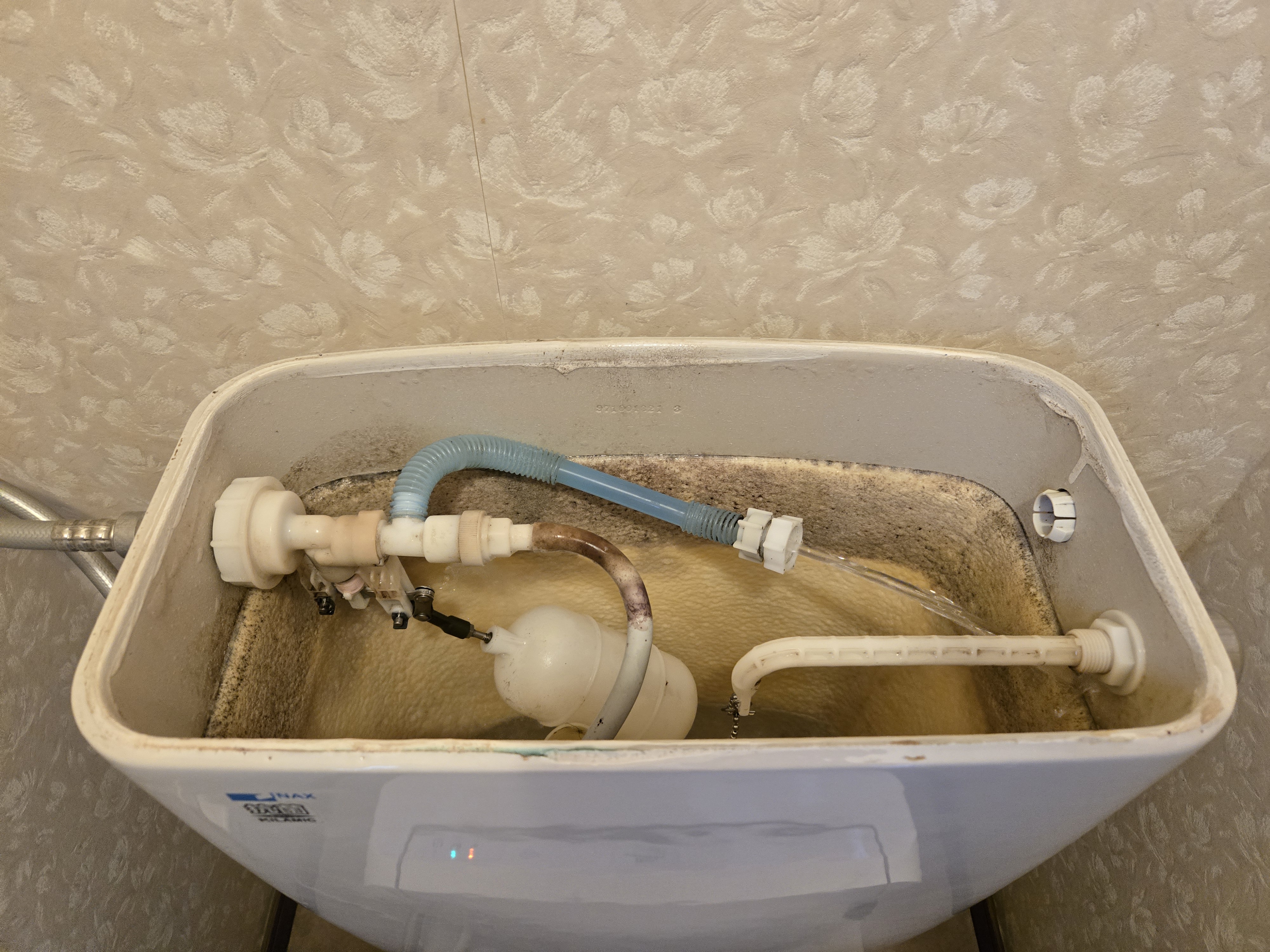 東京都杉並区のトイレクリーニングの作業後2