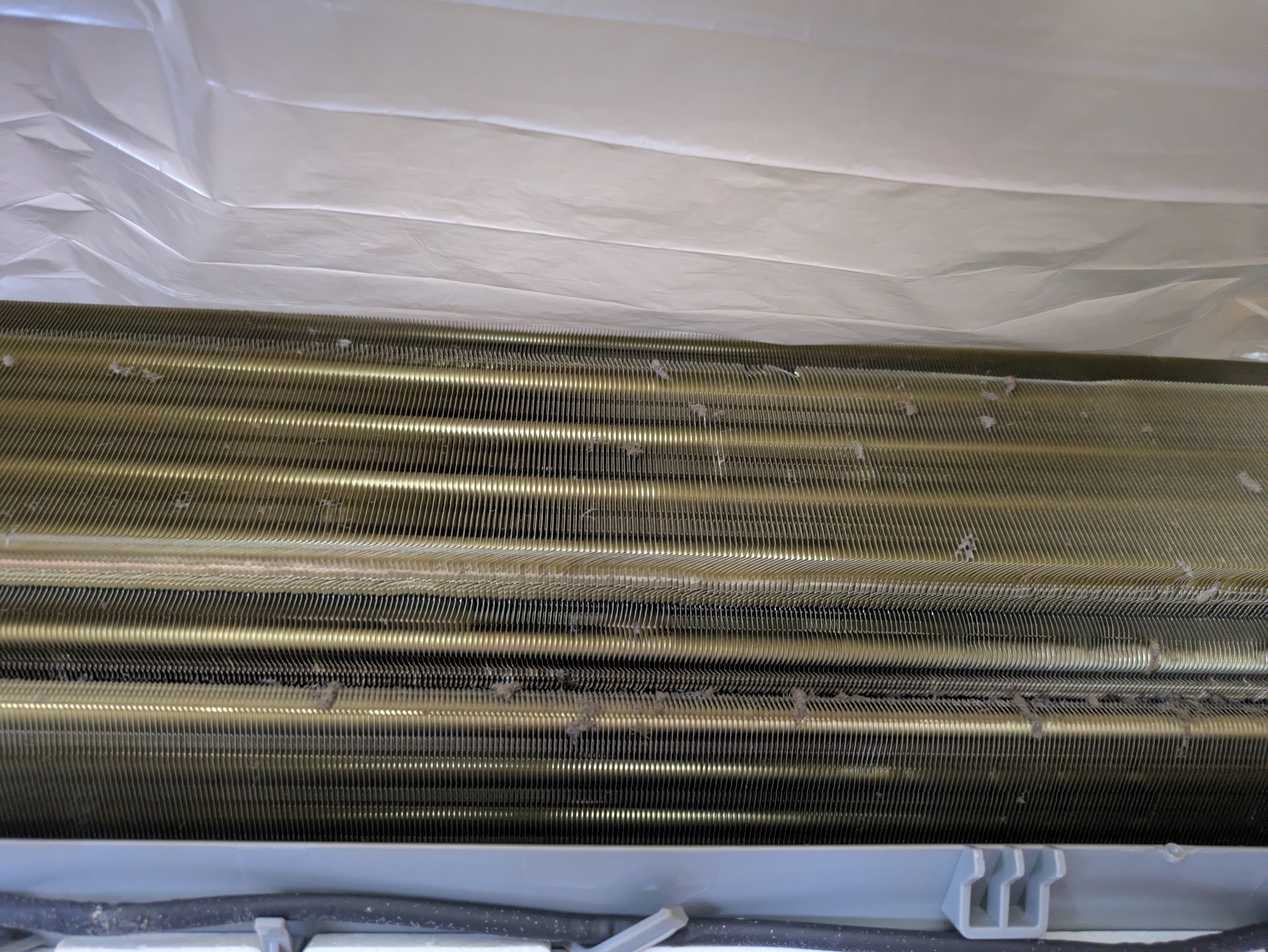 埼玉県さいたま市岩槻区加倉の壁掛けエアコンの作業前2