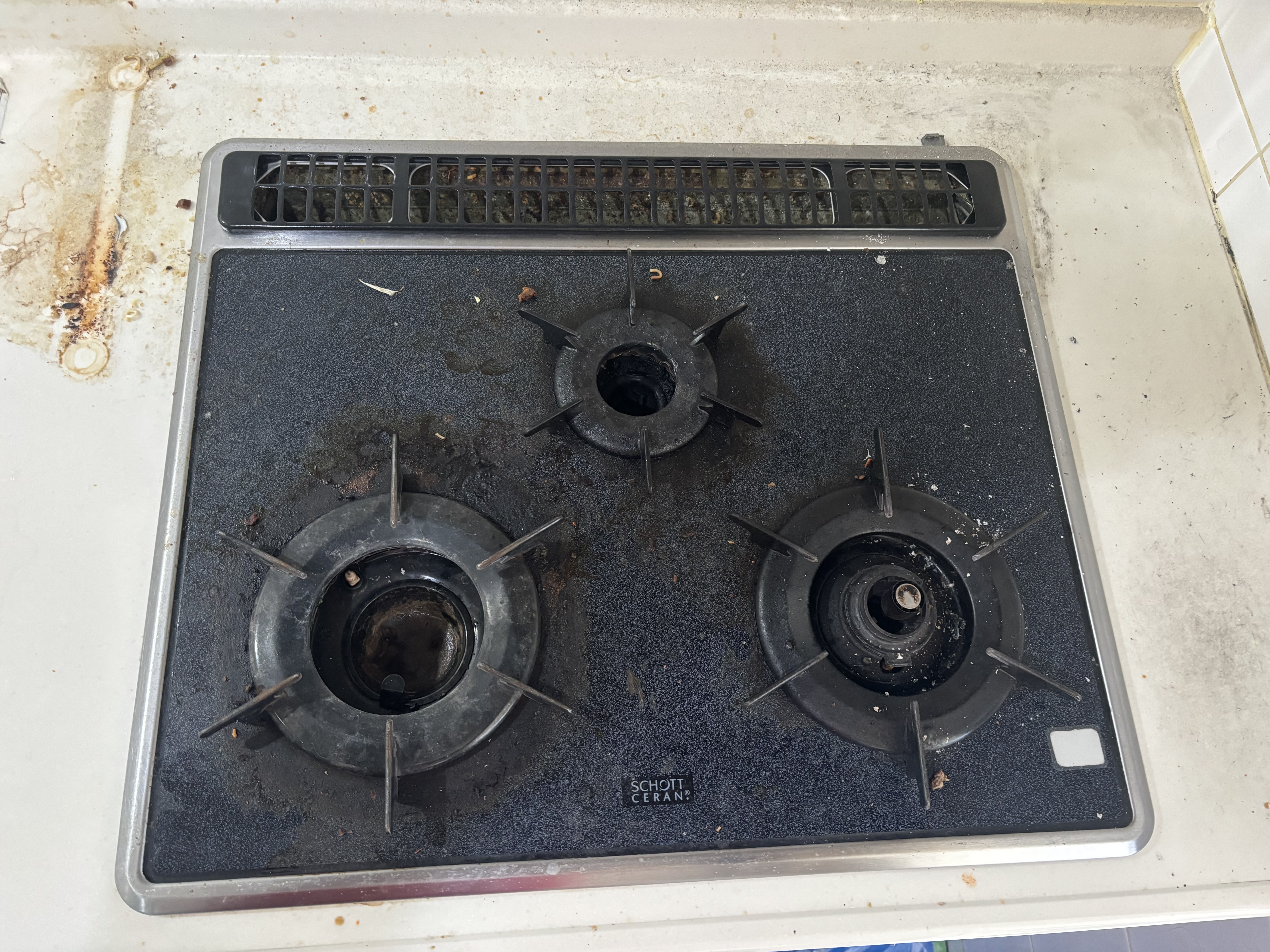 埼玉県戸田市のキッチンクリーニングの作業前1