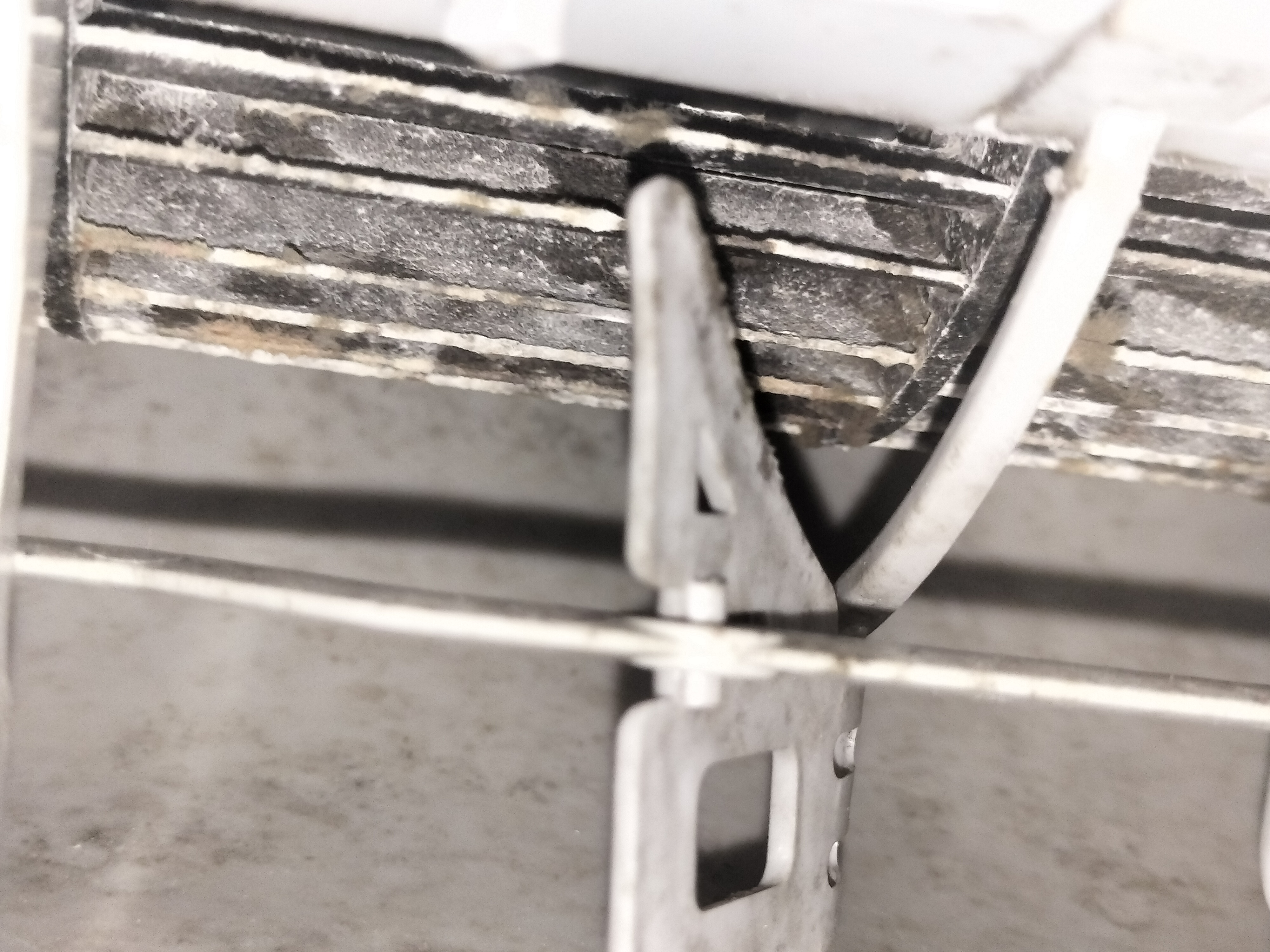 茨城県つくば市の壁掛けエアコンの作業前2