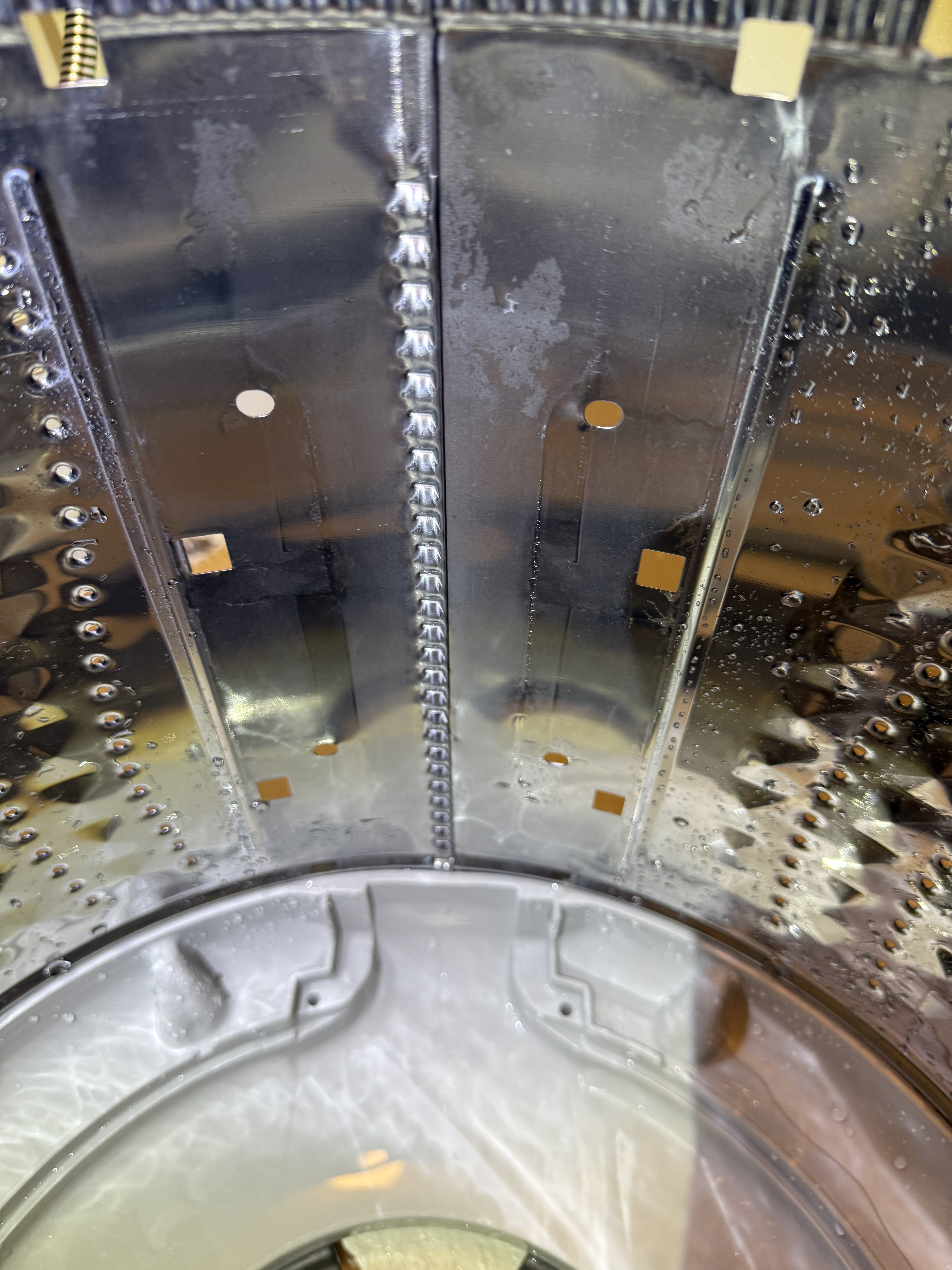 東京都北区の洗濯機分解クリーニングの作業後2