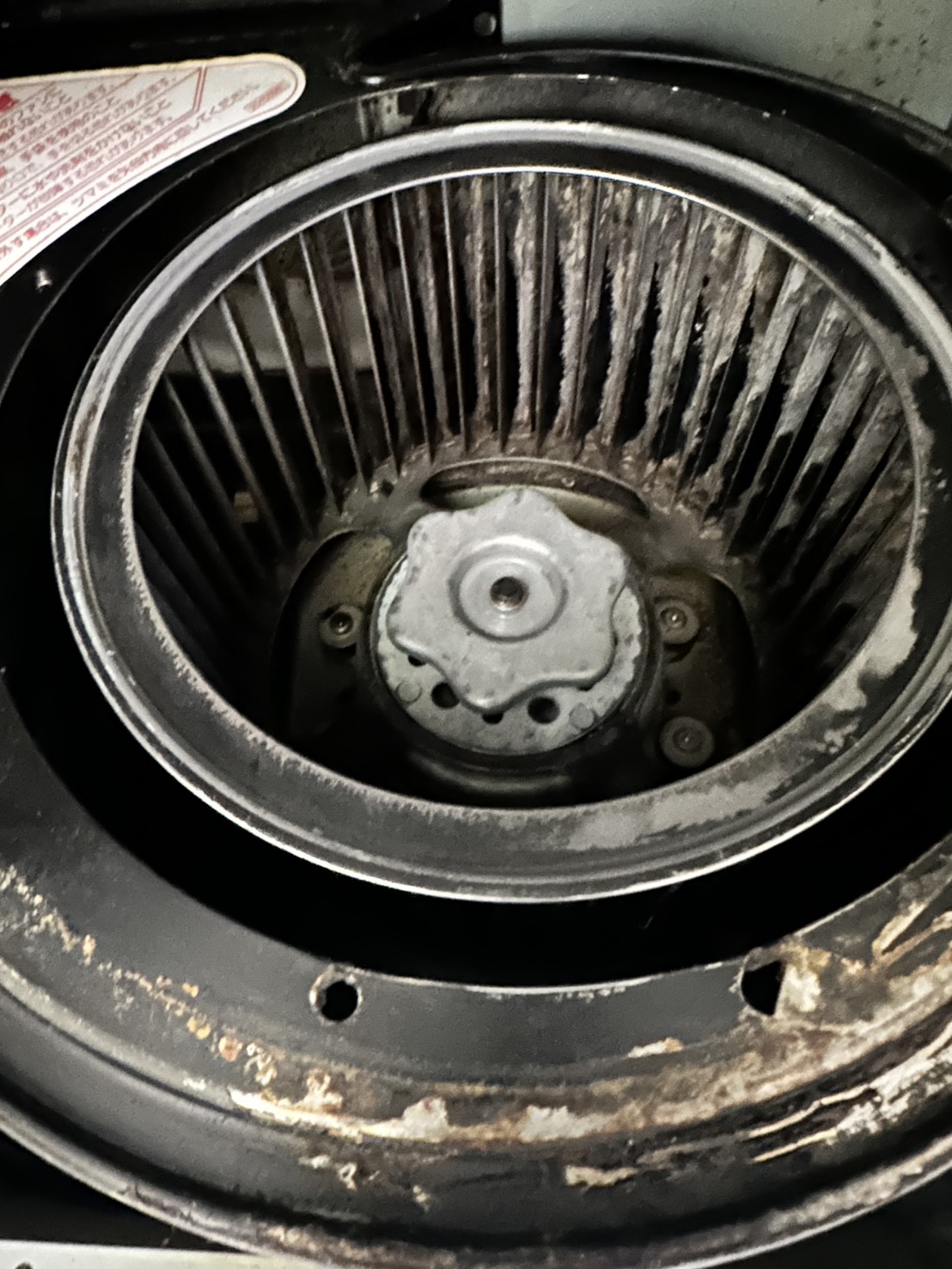 愛知県尾張旭市のレンジフードクリーニングの作業後1