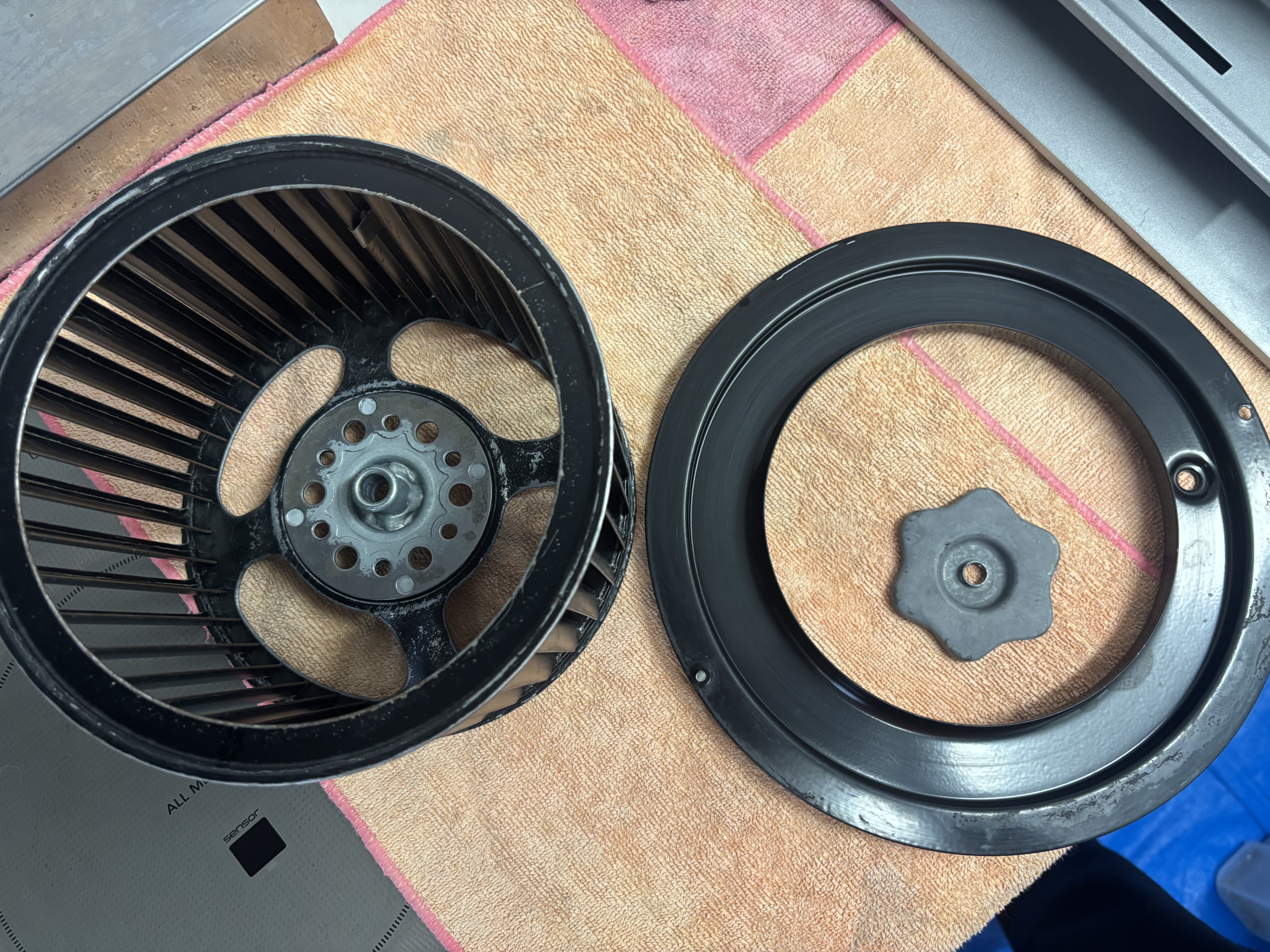 埼玉県日高市のレンジフードクリーニングの作業後2